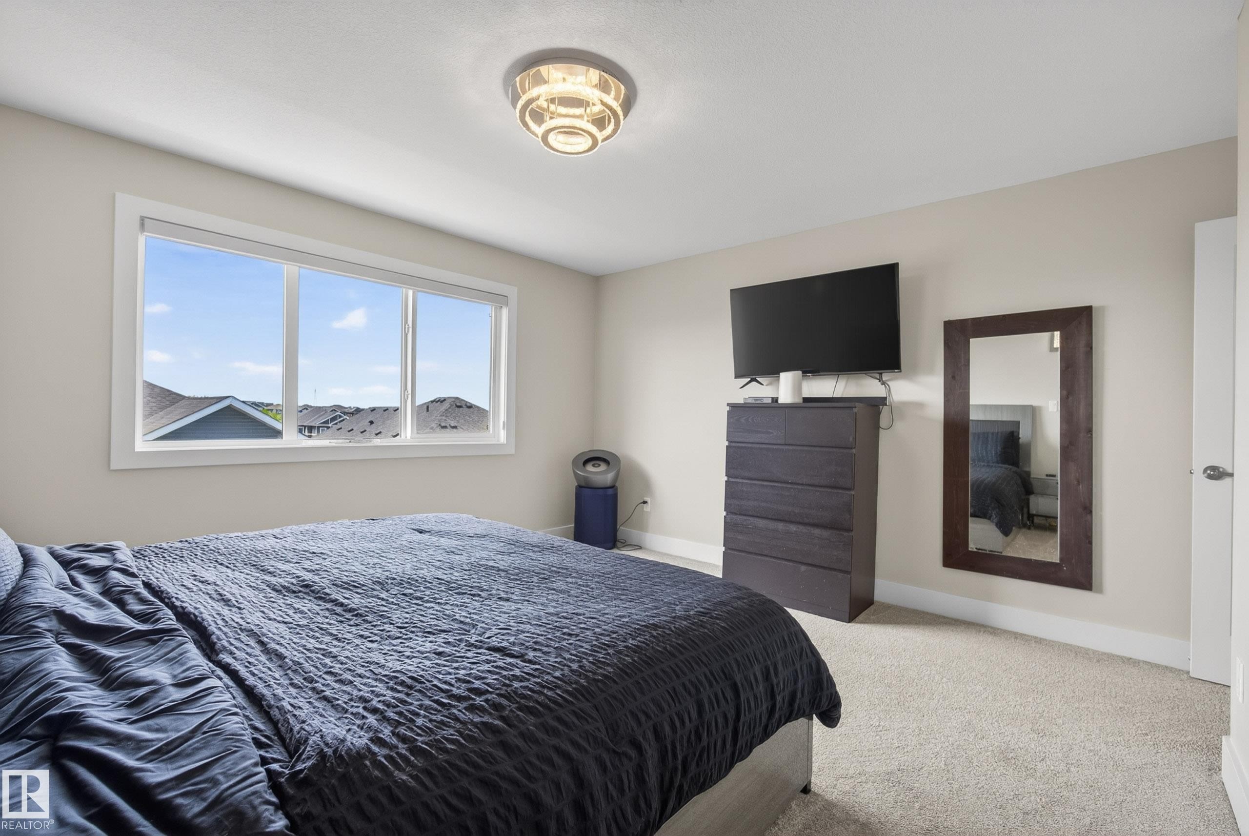 1817 Tanager Close, Edmonton, AB - Indoor Photo Showing Bedroom