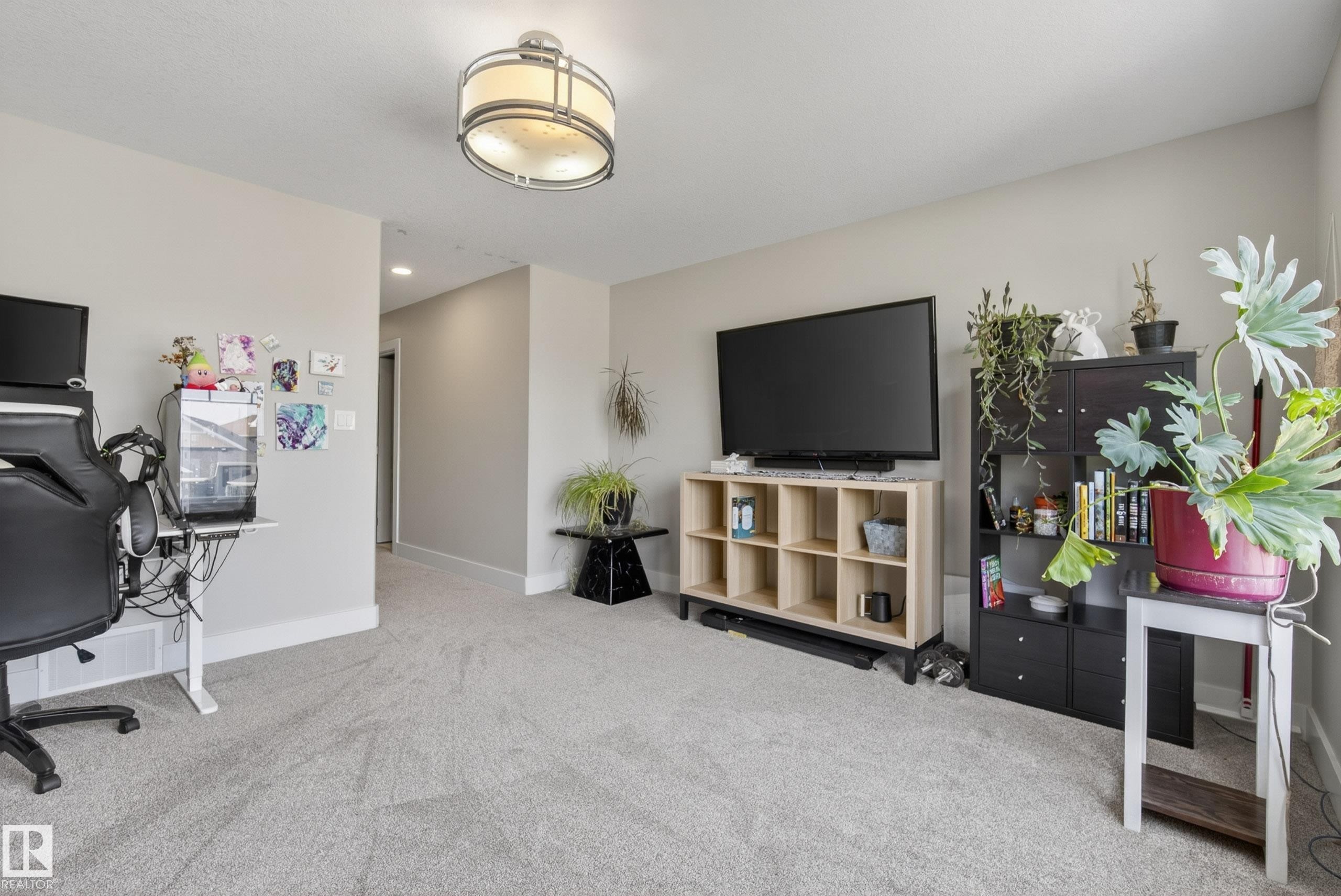 1817 Tanager Close, Edmonton, AB - Indoor Photo Showing Other Room