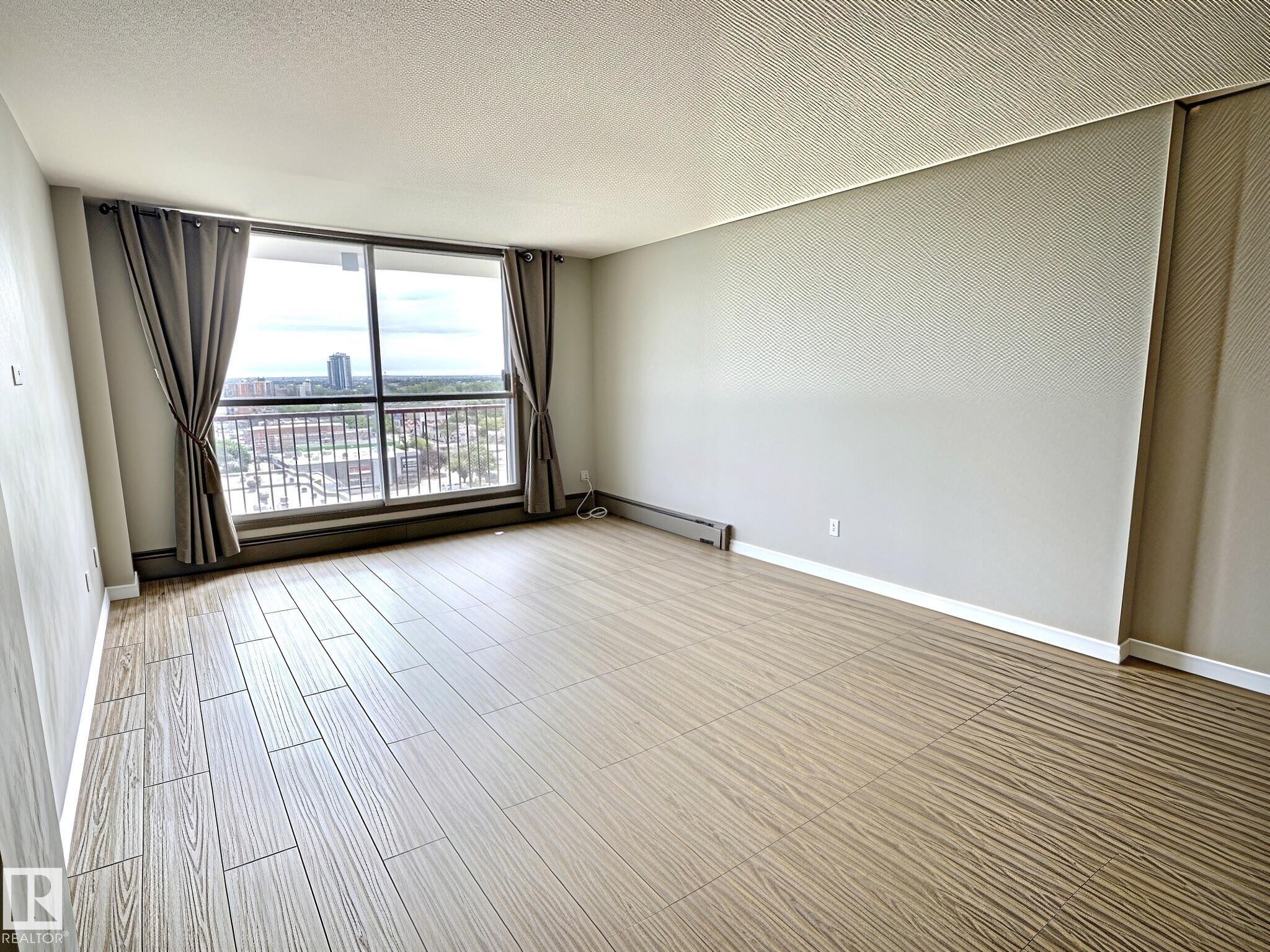 1105 11007 83 Avenue, Edmonton, AB