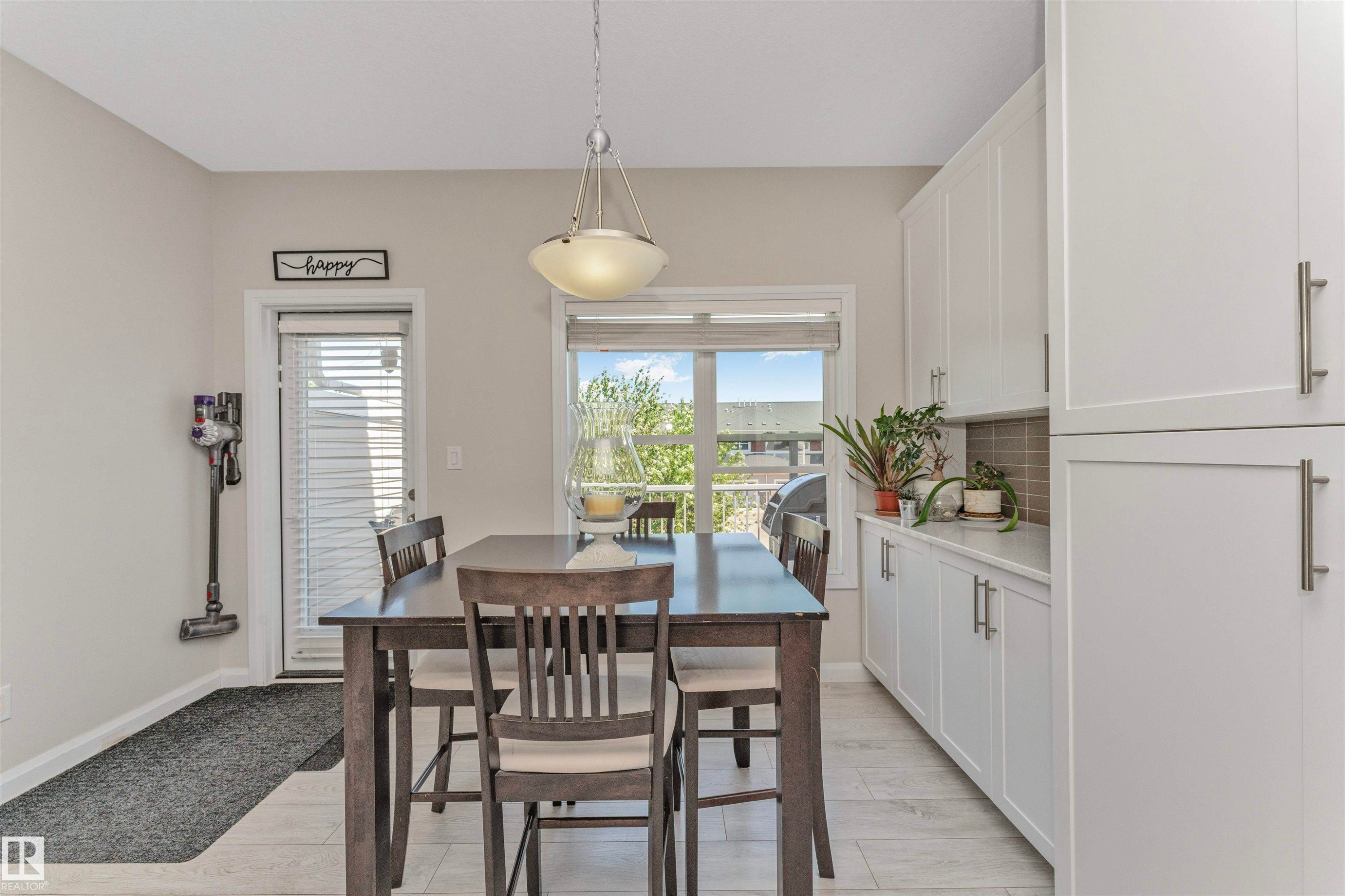 #43 3710 Allan Dr Sw, Edmonton, AB - Indoor Photo Showing Dining Room
