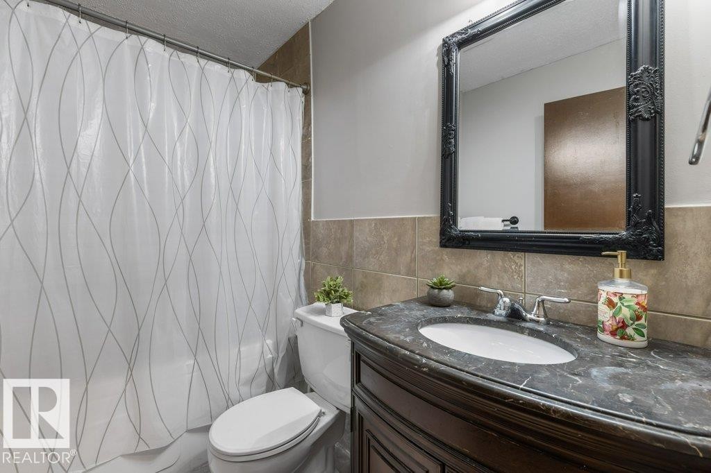 86 Lorelei Close, Edmonton, AB