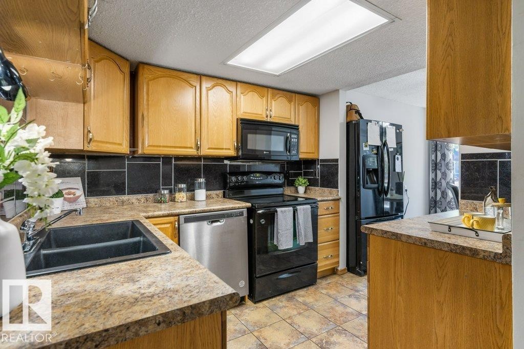 86 Lorelei Close, Edmonton, AB