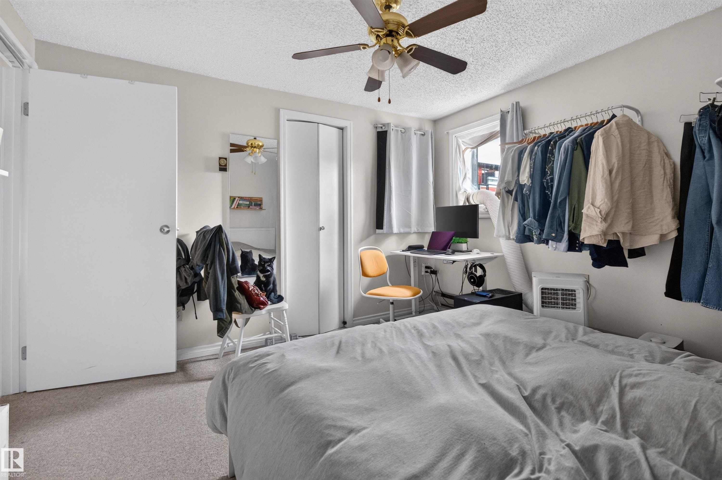 10831 80 Avenue Nw, Edmonton, AB - Indoor Photo Showing Bedroom