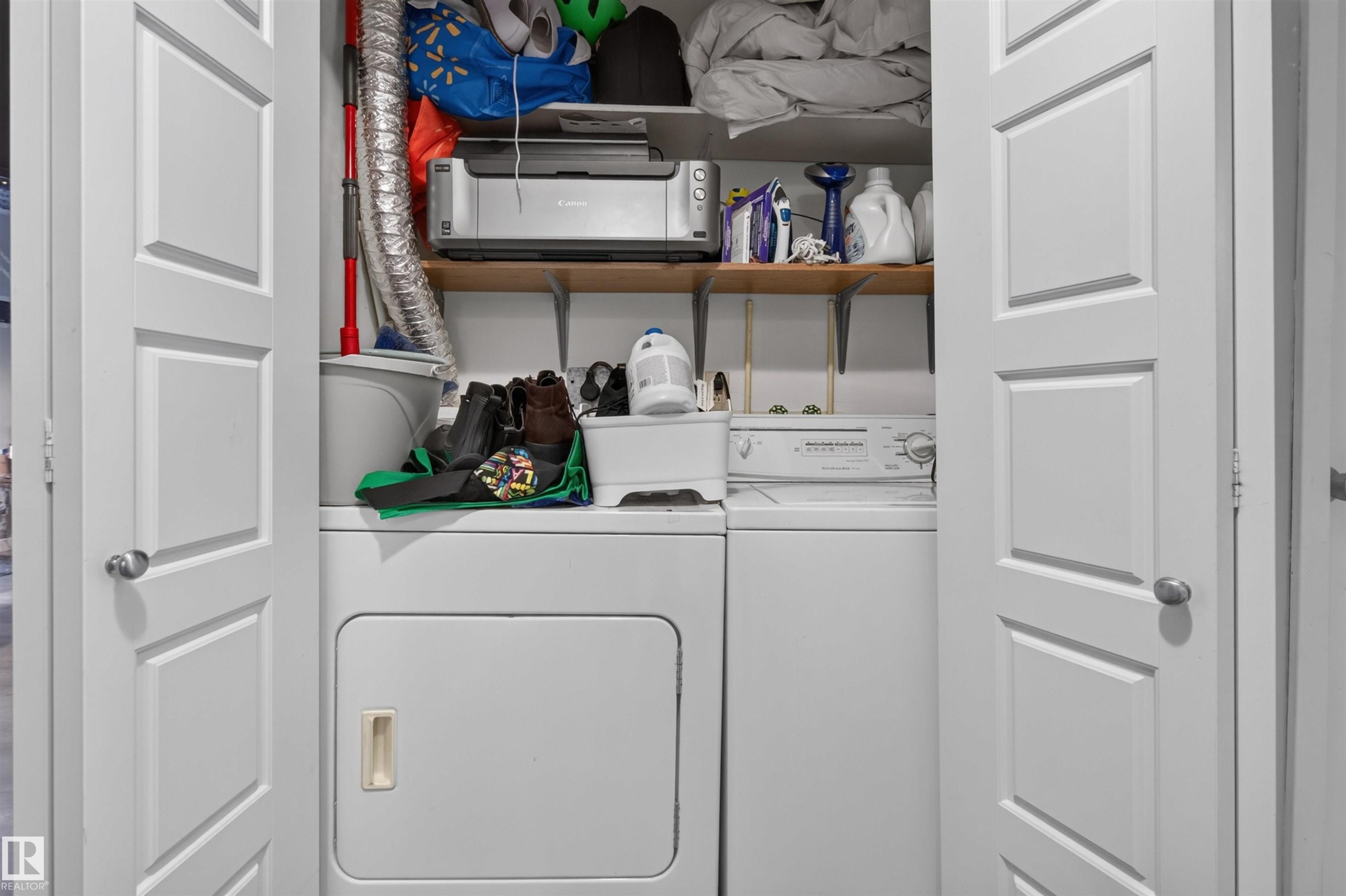10831 80 Avenue Nw, Edmonton, AB - Indoor Photo Showing Laundry Room