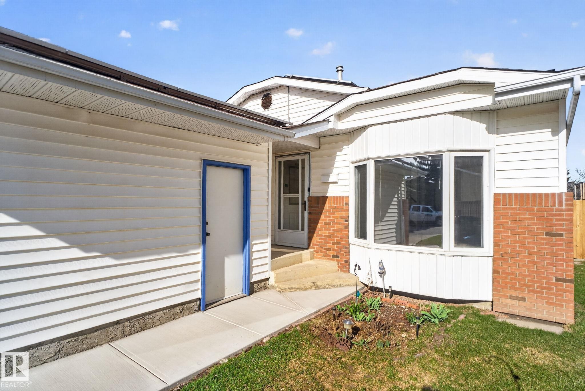 8403 190 Street, Edmonton, AB - Outdoor With Exterior