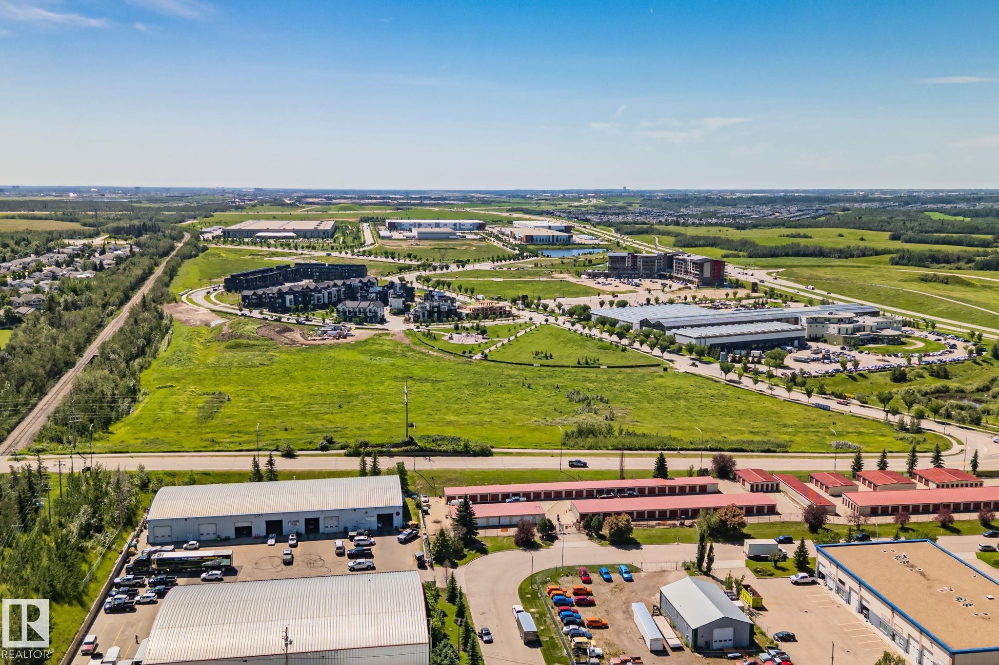 15 Grandin Wood(S), St. Albert, AB - Outdoor With View