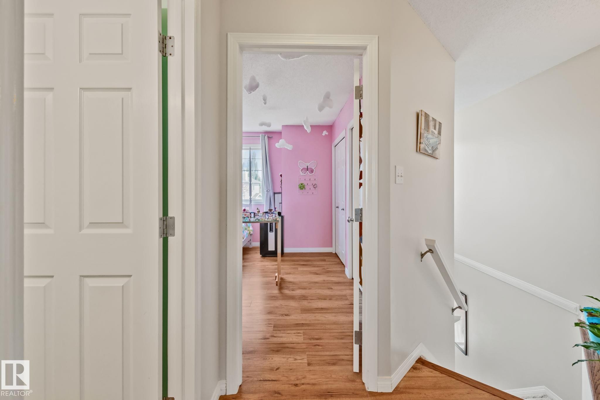 12248 16 Avenue Sw, Edmonton, AB - Indoor Photo Showing Other Room