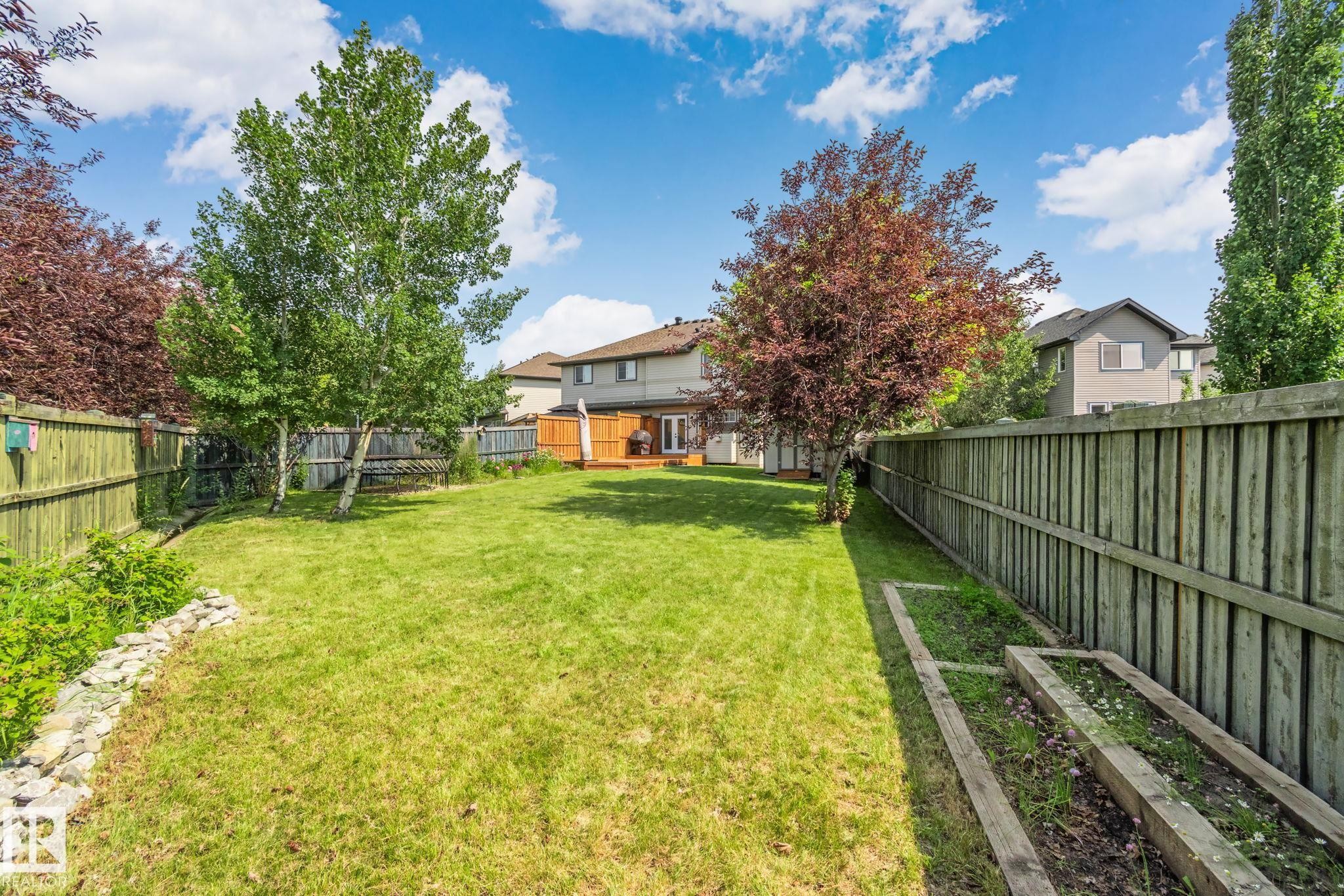 12248 16 Avenue Sw, Edmonton, AB - Outdoor With Backyard