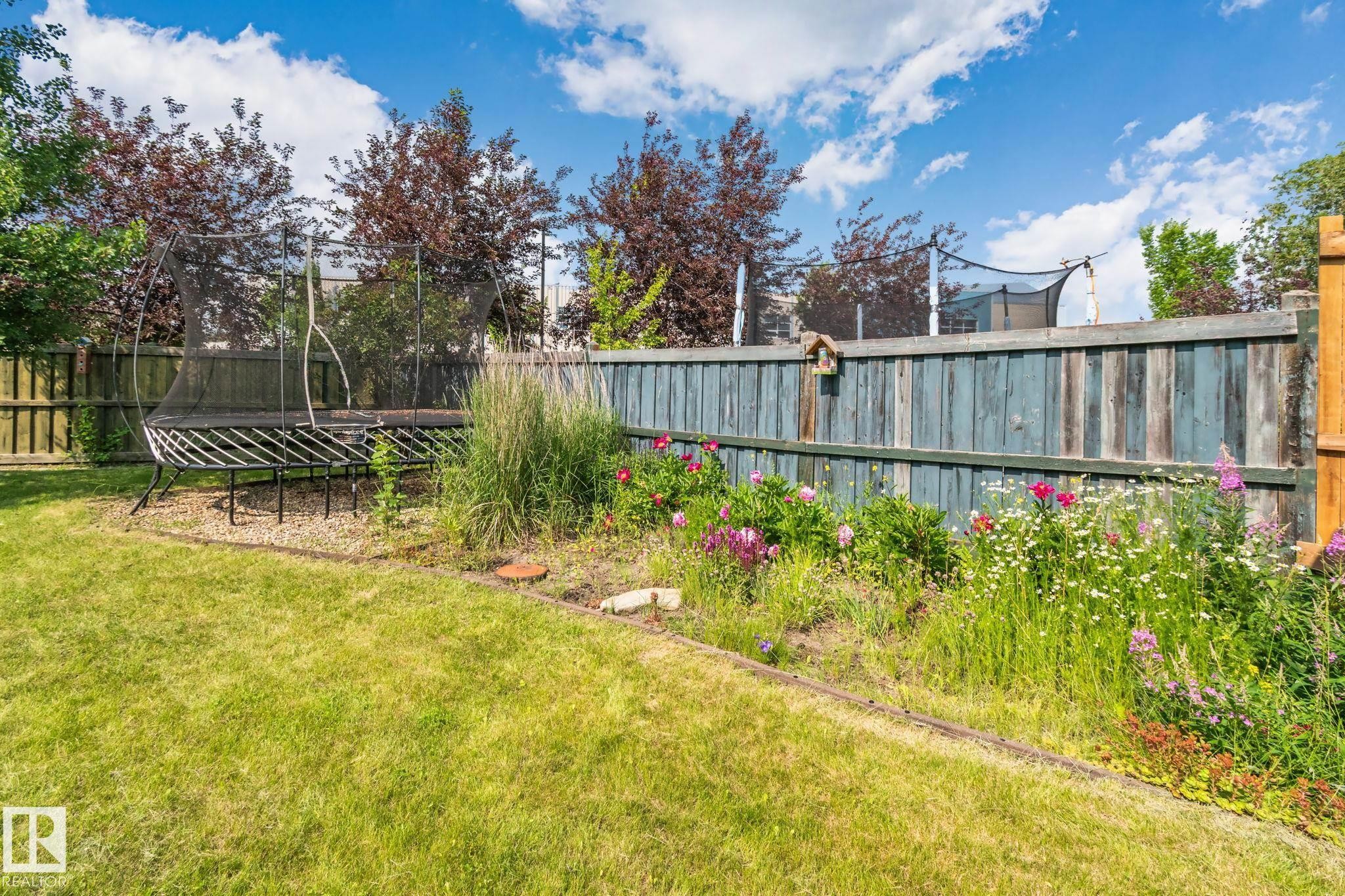 12248 16 Avenue Sw, Edmonton, AB - Outdoor