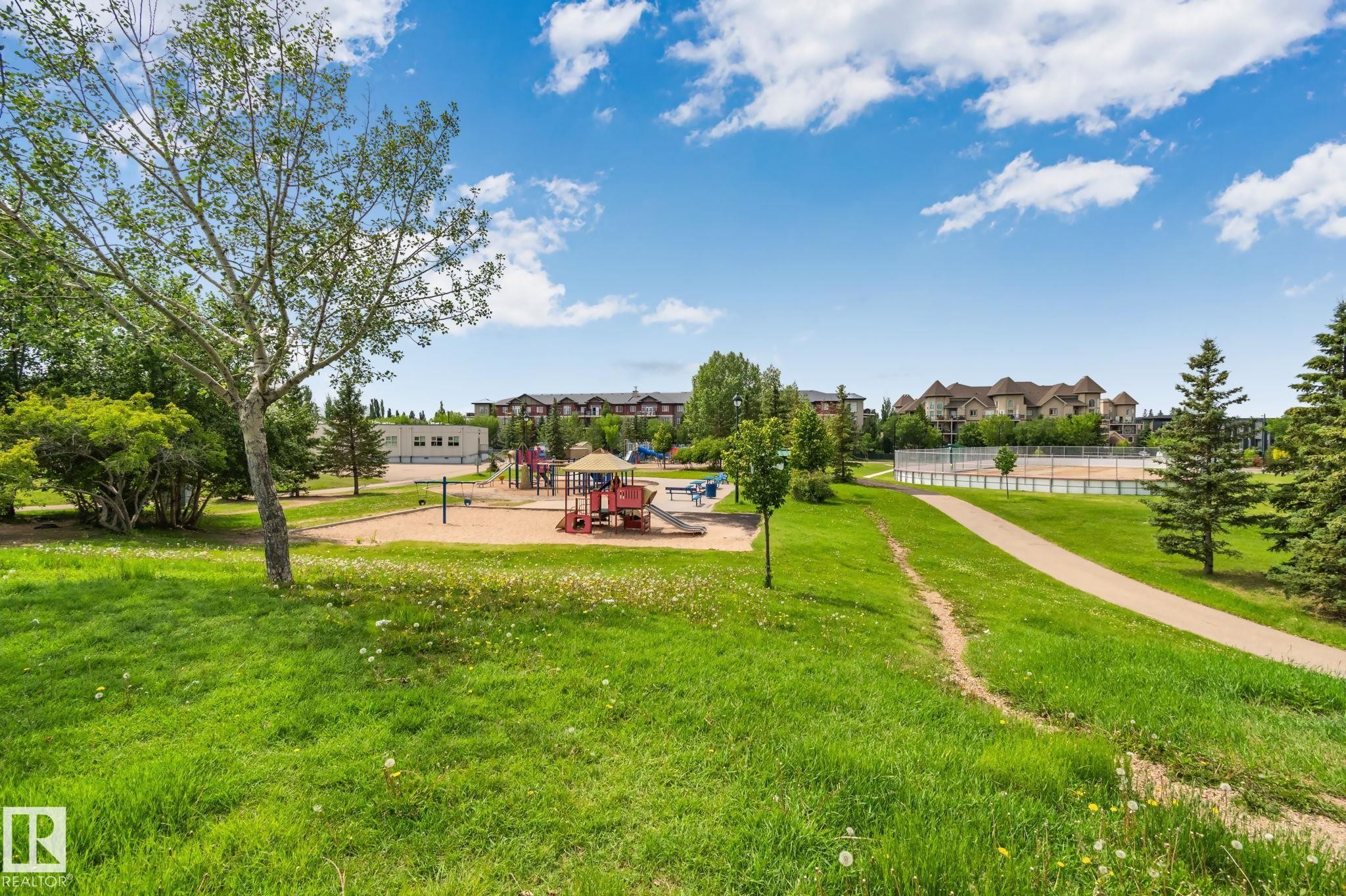12248 16 Avenue Sw, Edmonton, AB - Outdoor With View