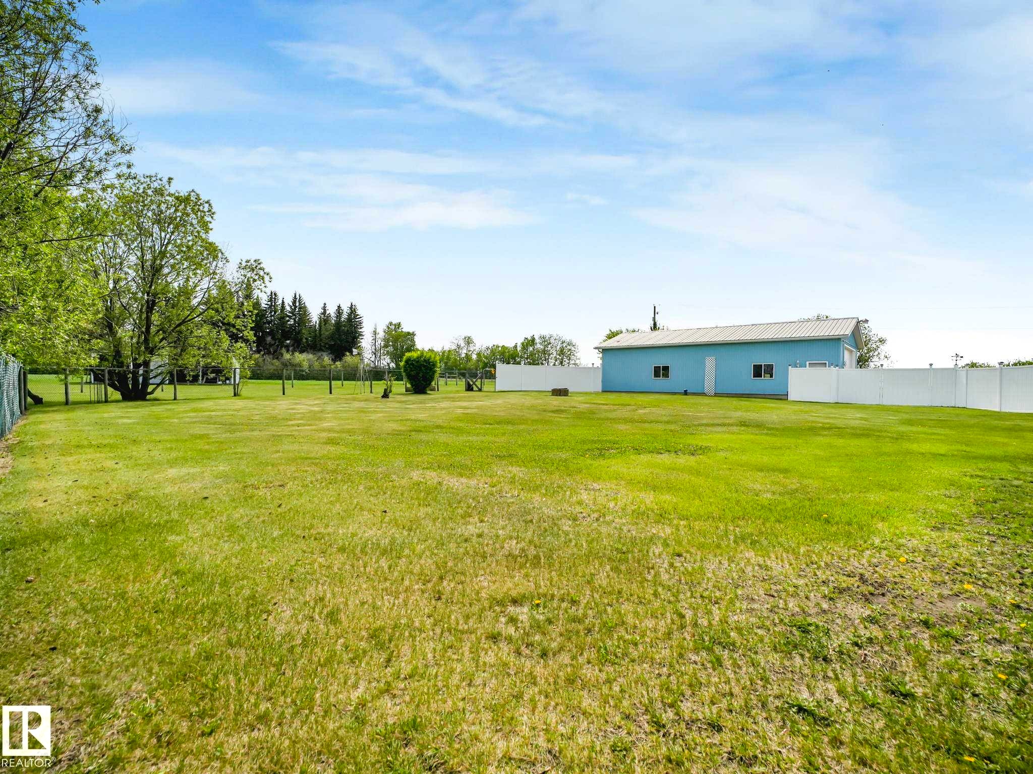 53133 Rge Road 223, Rural Strathcona County, AB - Outdoor