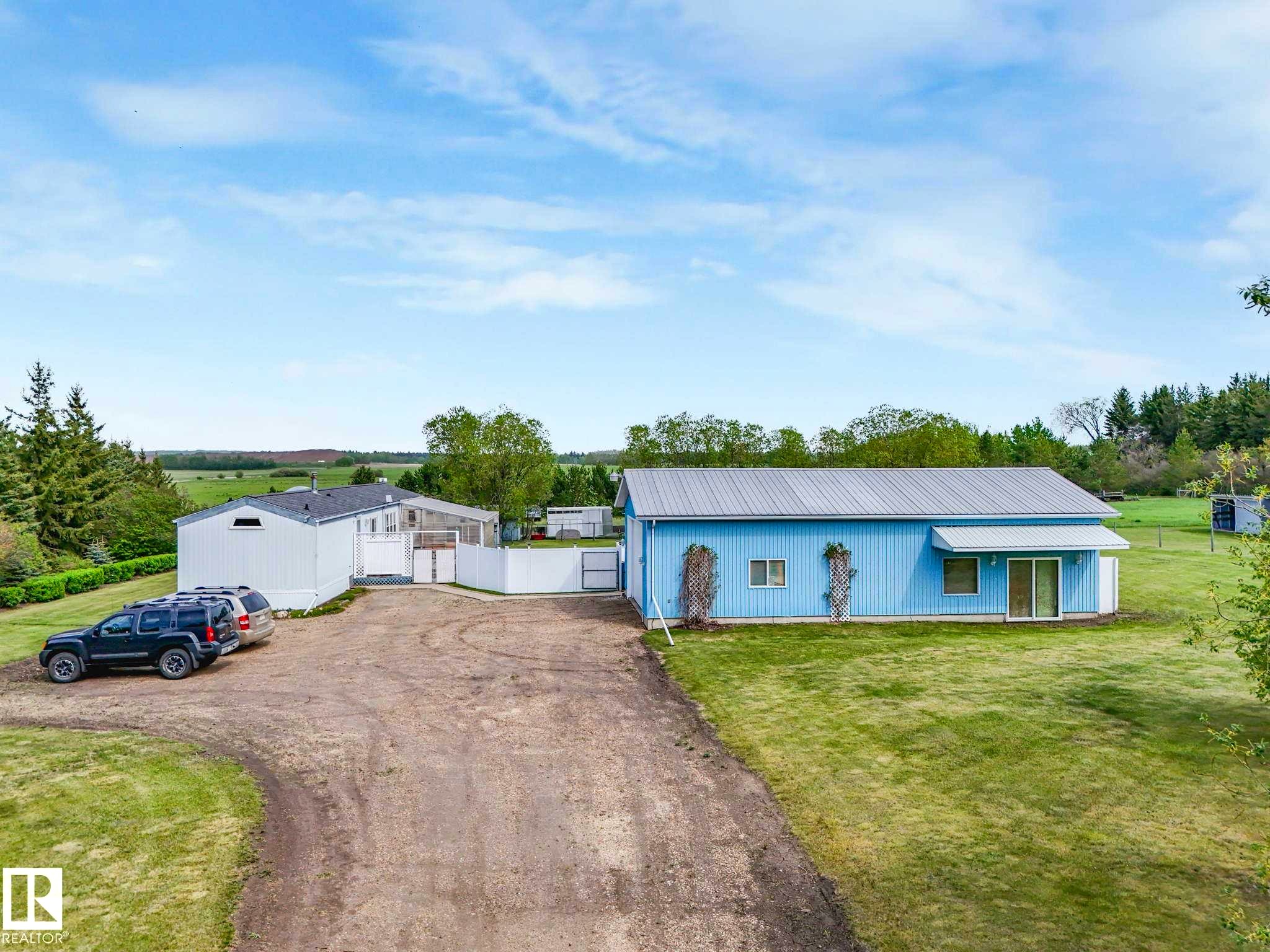 53133 Rge Road 223, Rural Strathcona County, AB - Outdoor