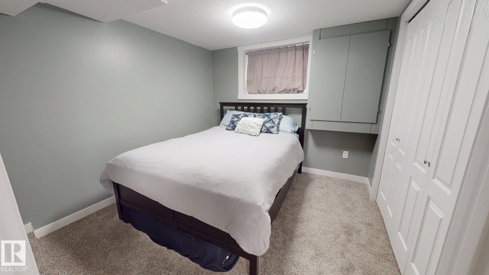 8821 8 Avenue, Edmonton, AB