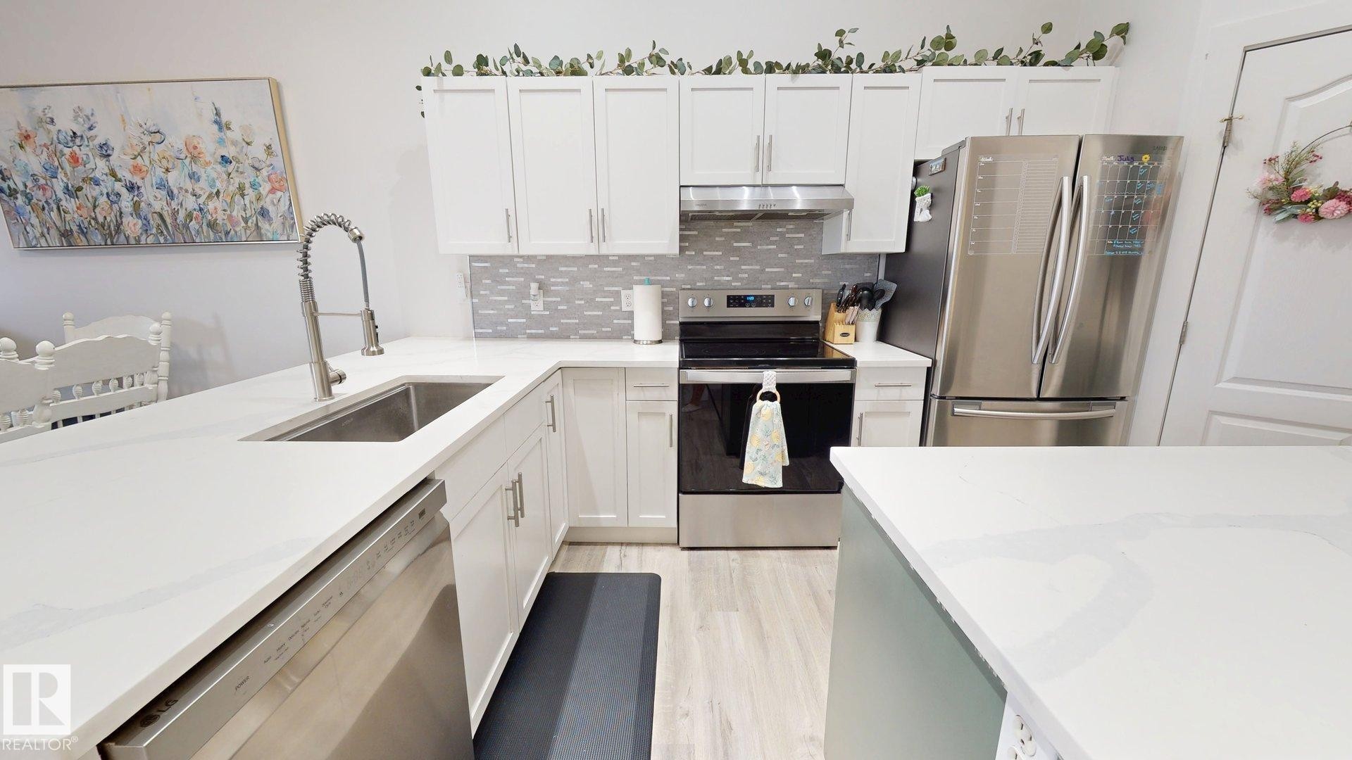 8821 8 Avenue, Edmonton, AB