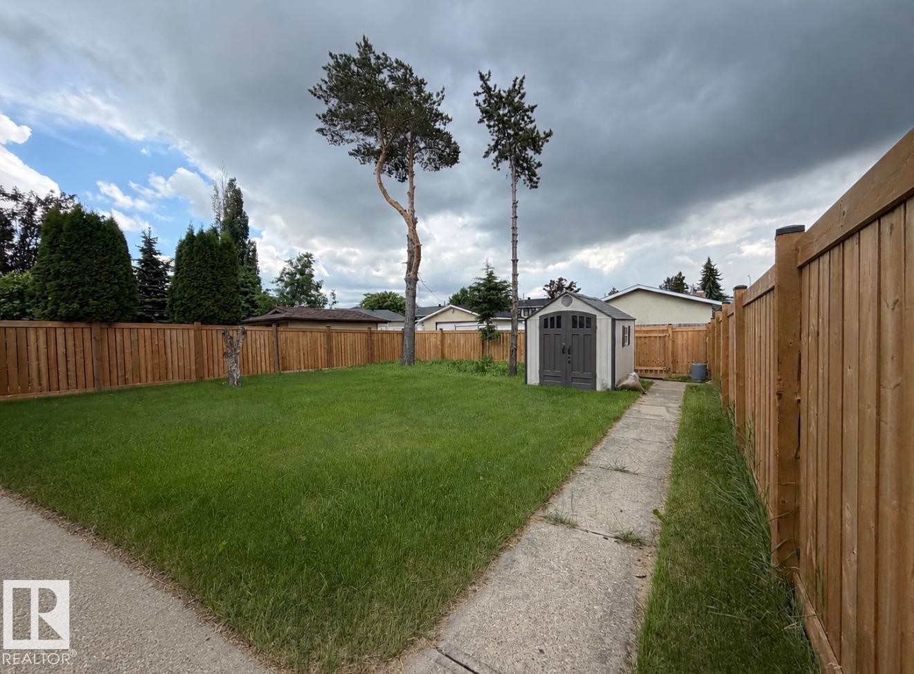 8507 152B Avenue, Edmonton, AB