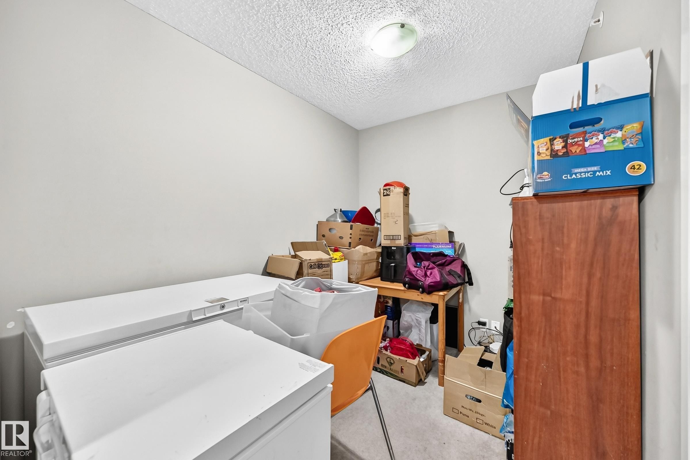 Image quality insufficient for description - #417 1510 Watt Dr Sw, Edmonton, AB - Indoor