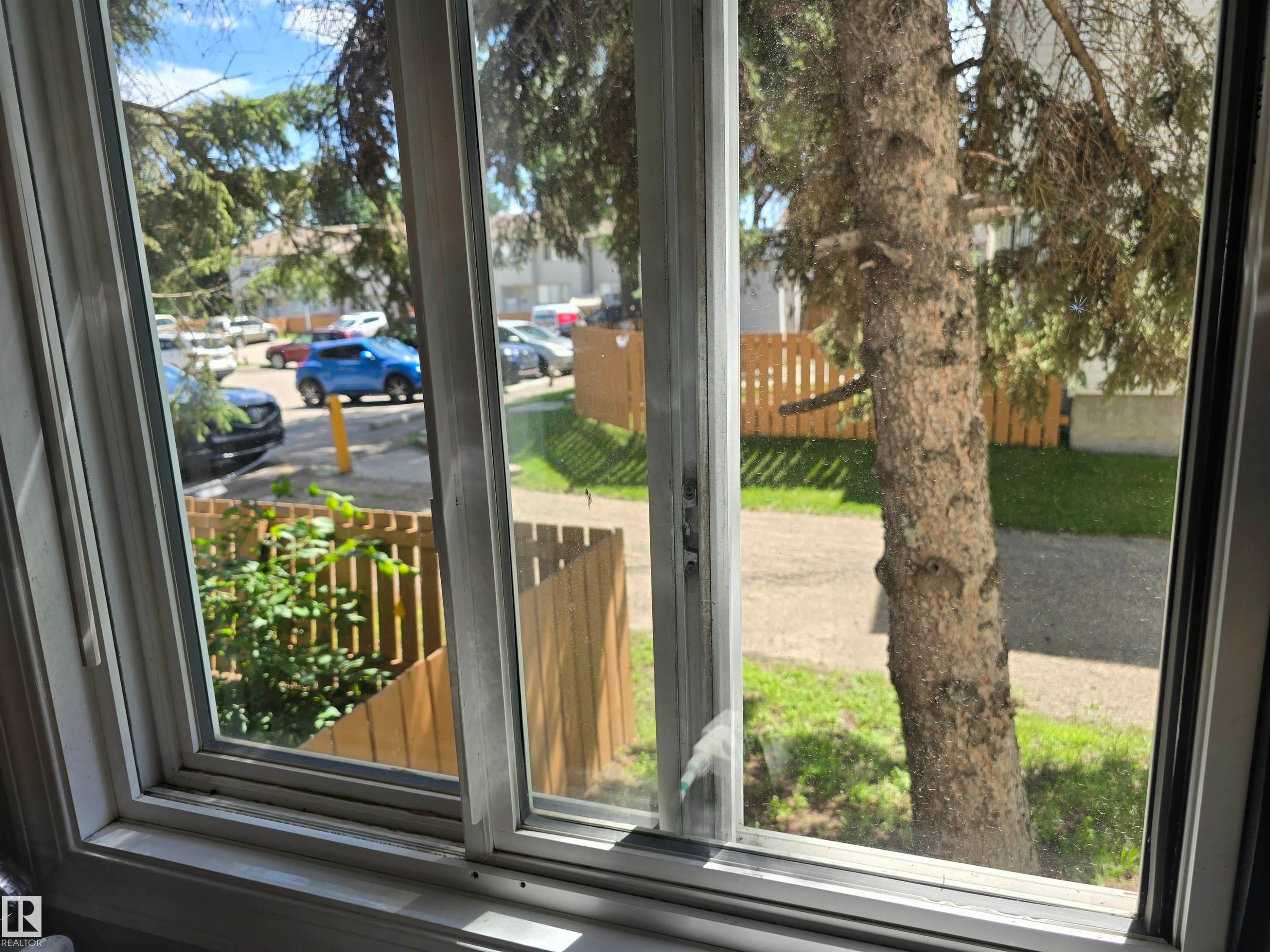 6646 178 Street Nw, Edmonton, AB - Indoor Photo Showing Other Room