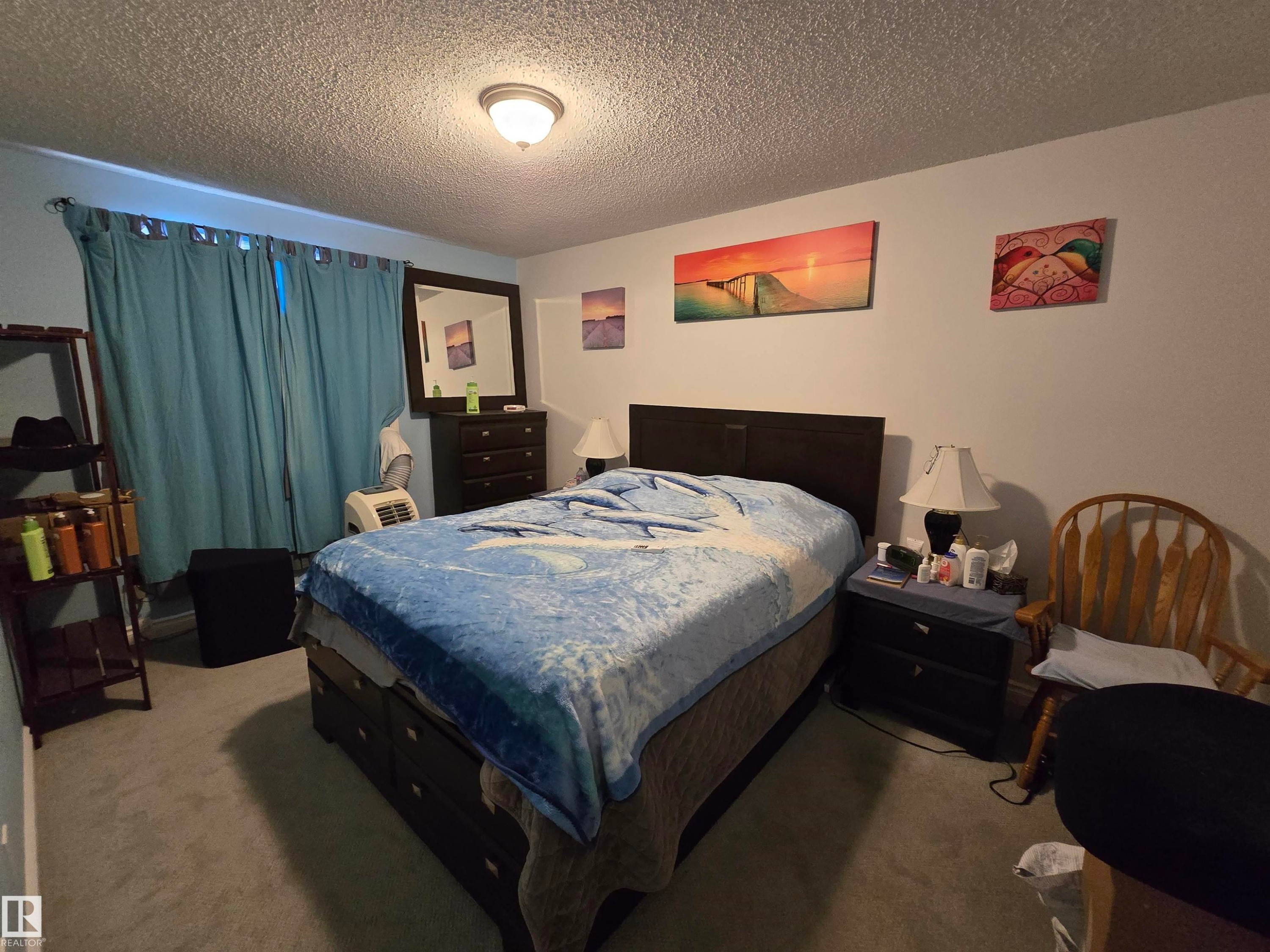 6646 178 Street Nw, Edmonton, AB - Indoor Photo Showing Bedroom