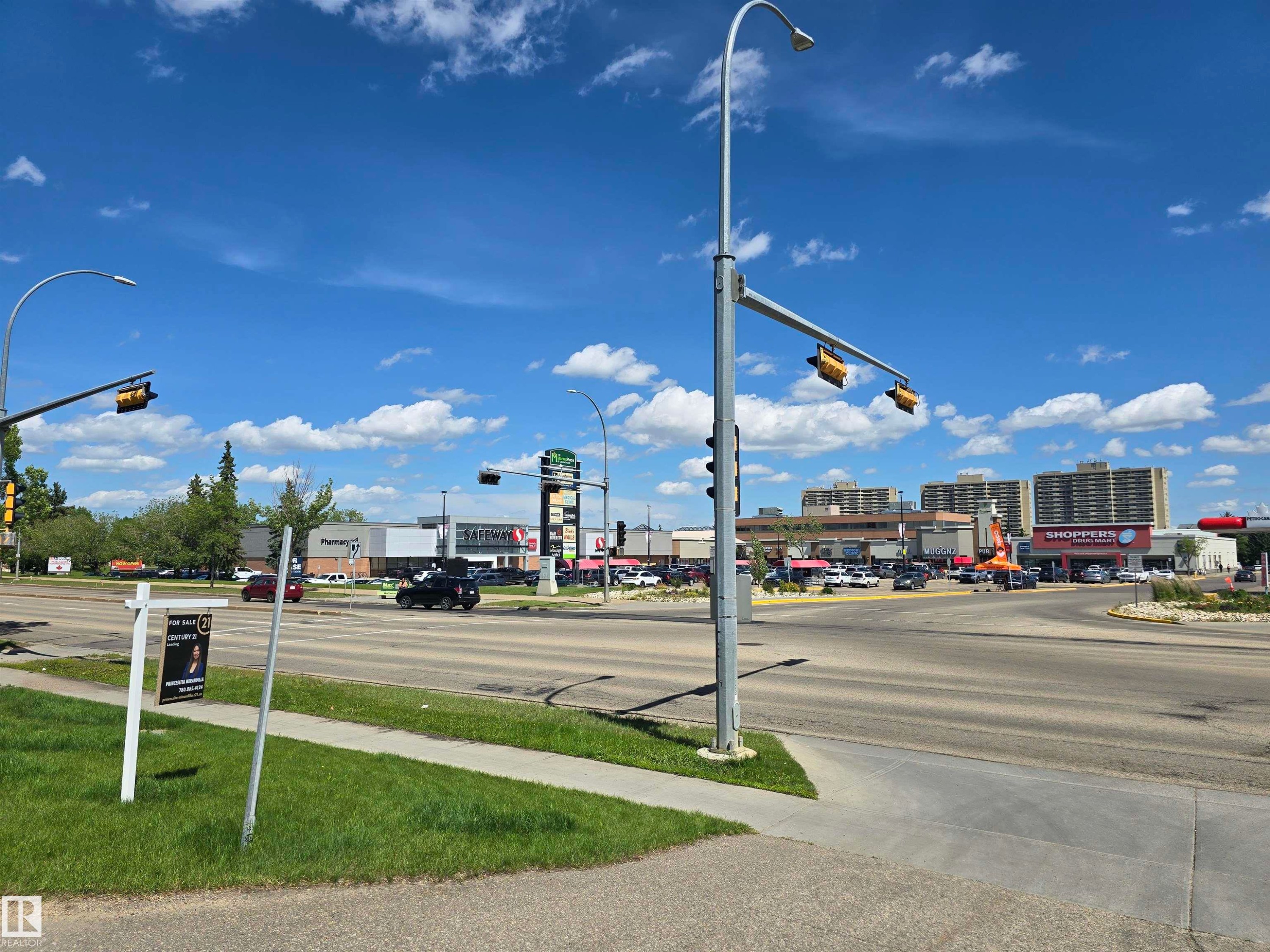 6646 178 Street Nw, Edmonton, AB - Outdoor With View