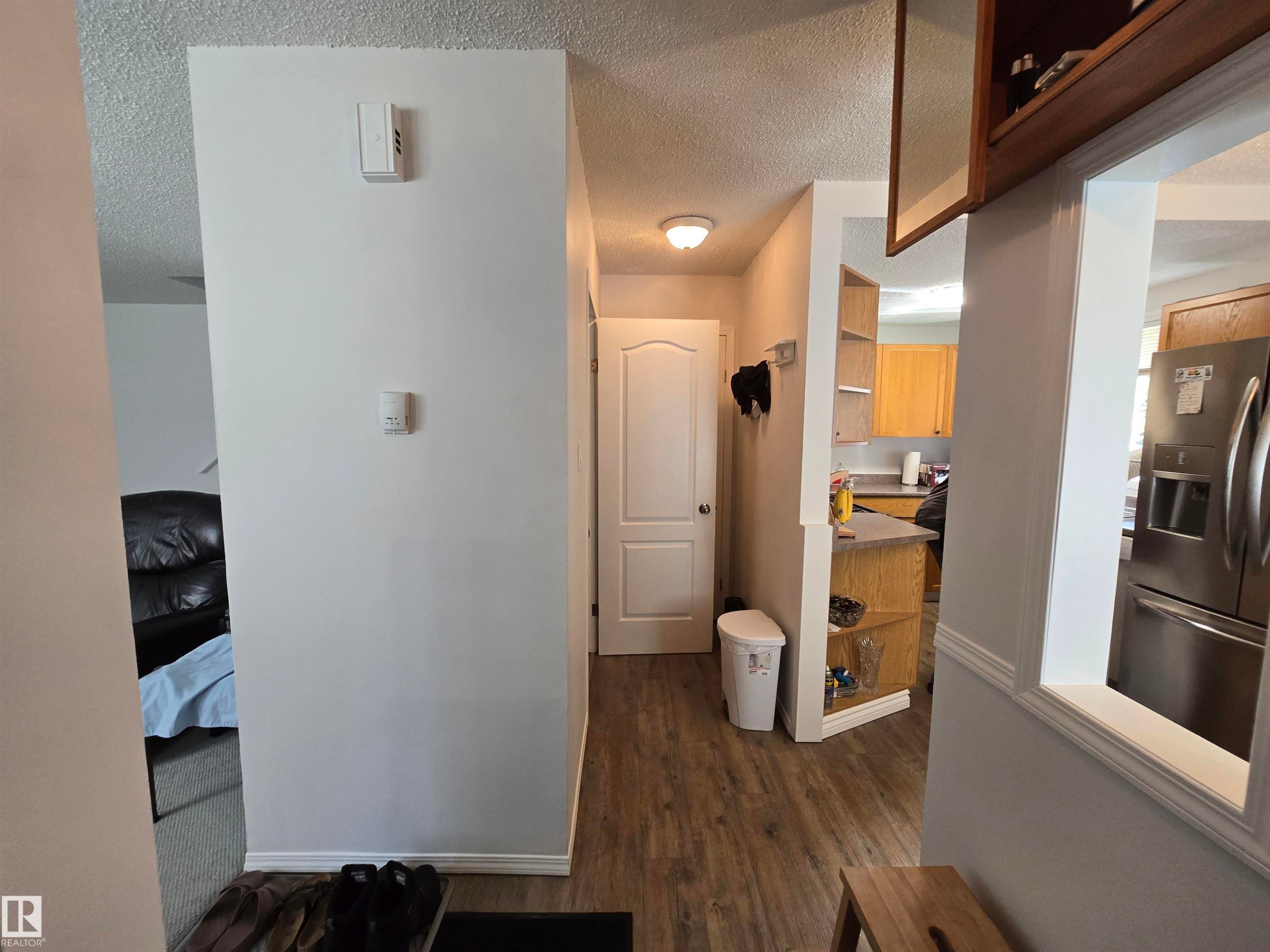 6646 178 Street Nw, Edmonton, AB - Indoor