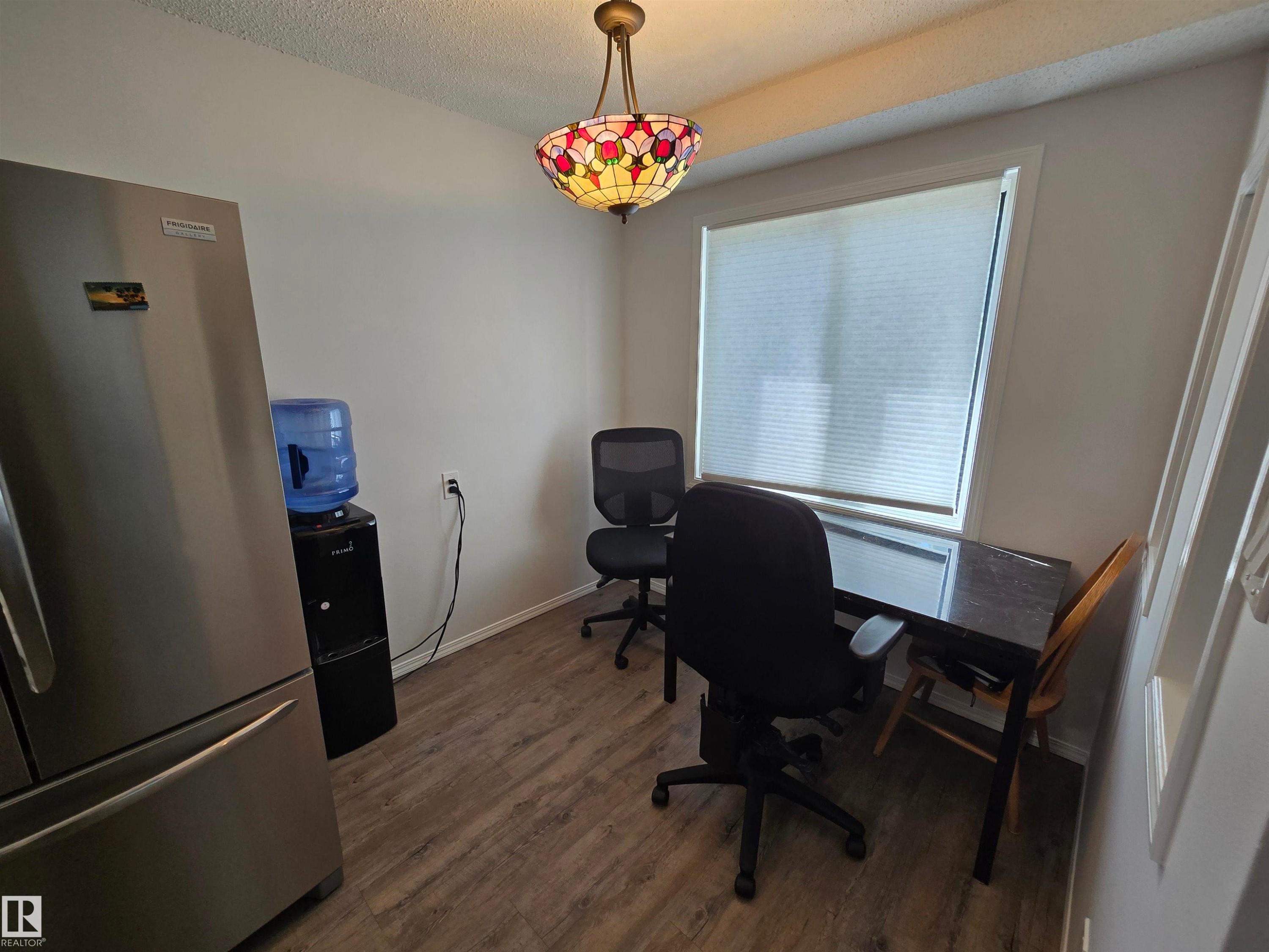 6646 178 Street Nw, Edmonton, AB - Indoor