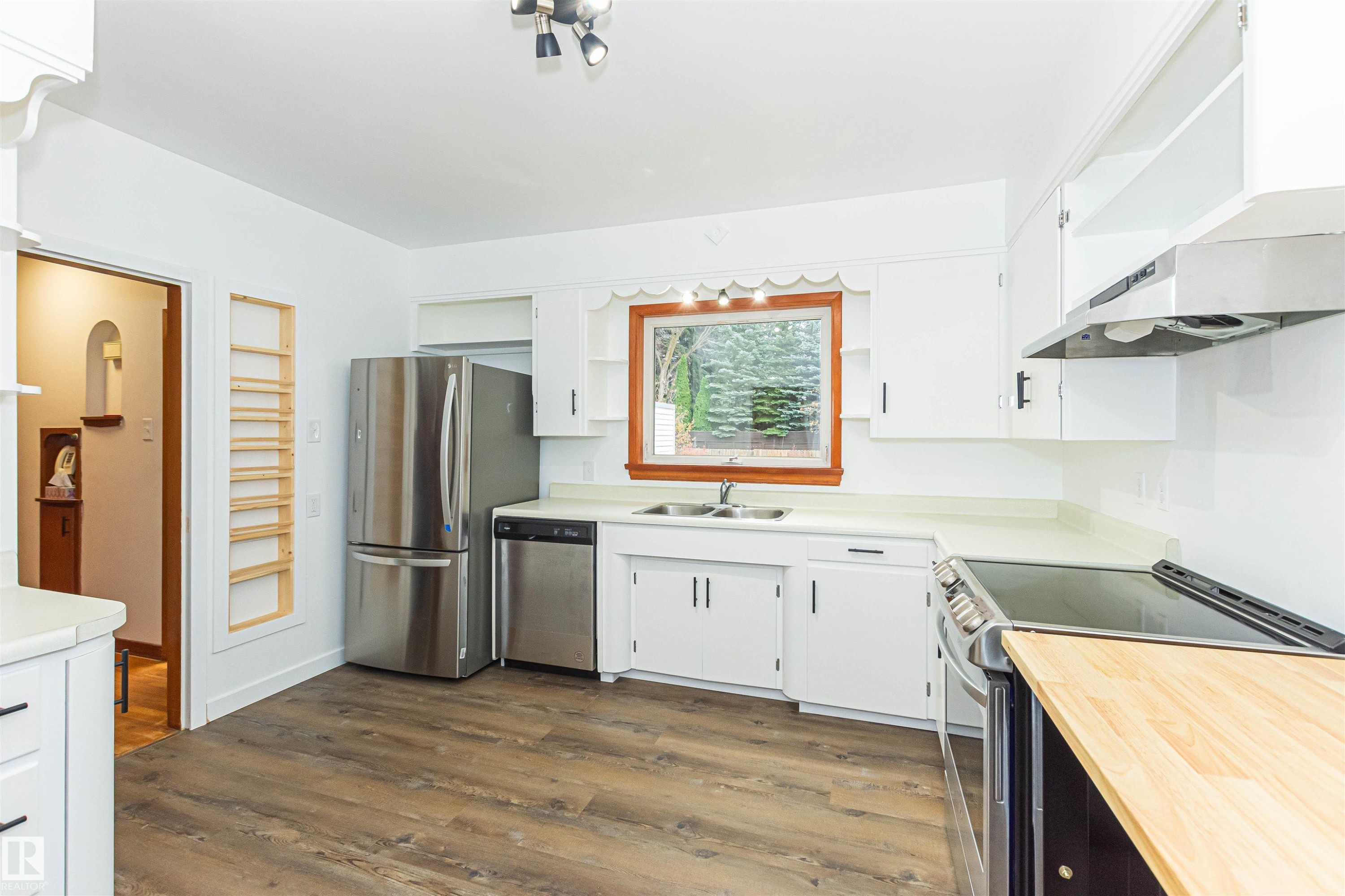 8935 120 Street, Edmonton, AB