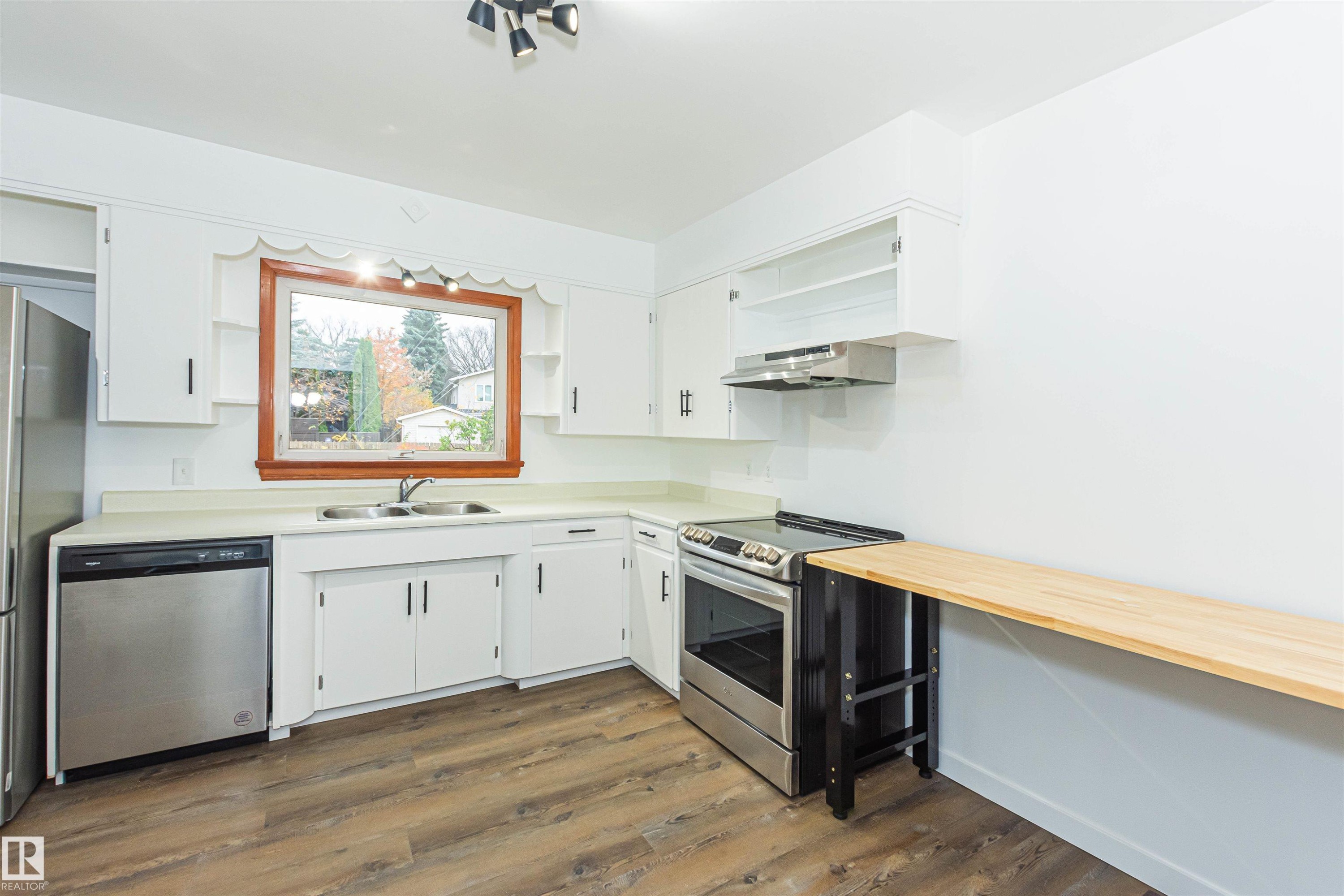 8935 120 Street, Edmonton, AB