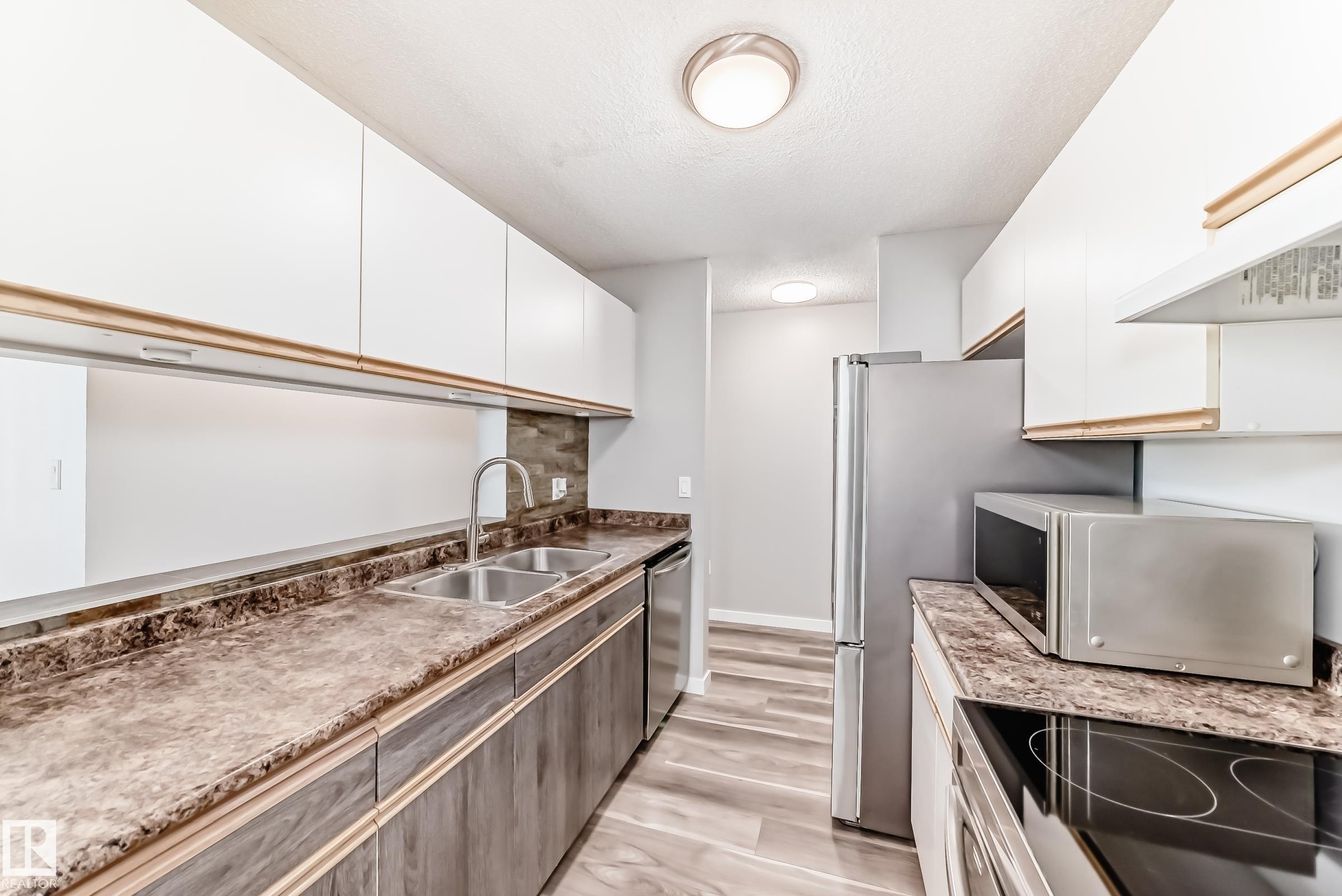 306 2508 50 Street, Edmonton, AB