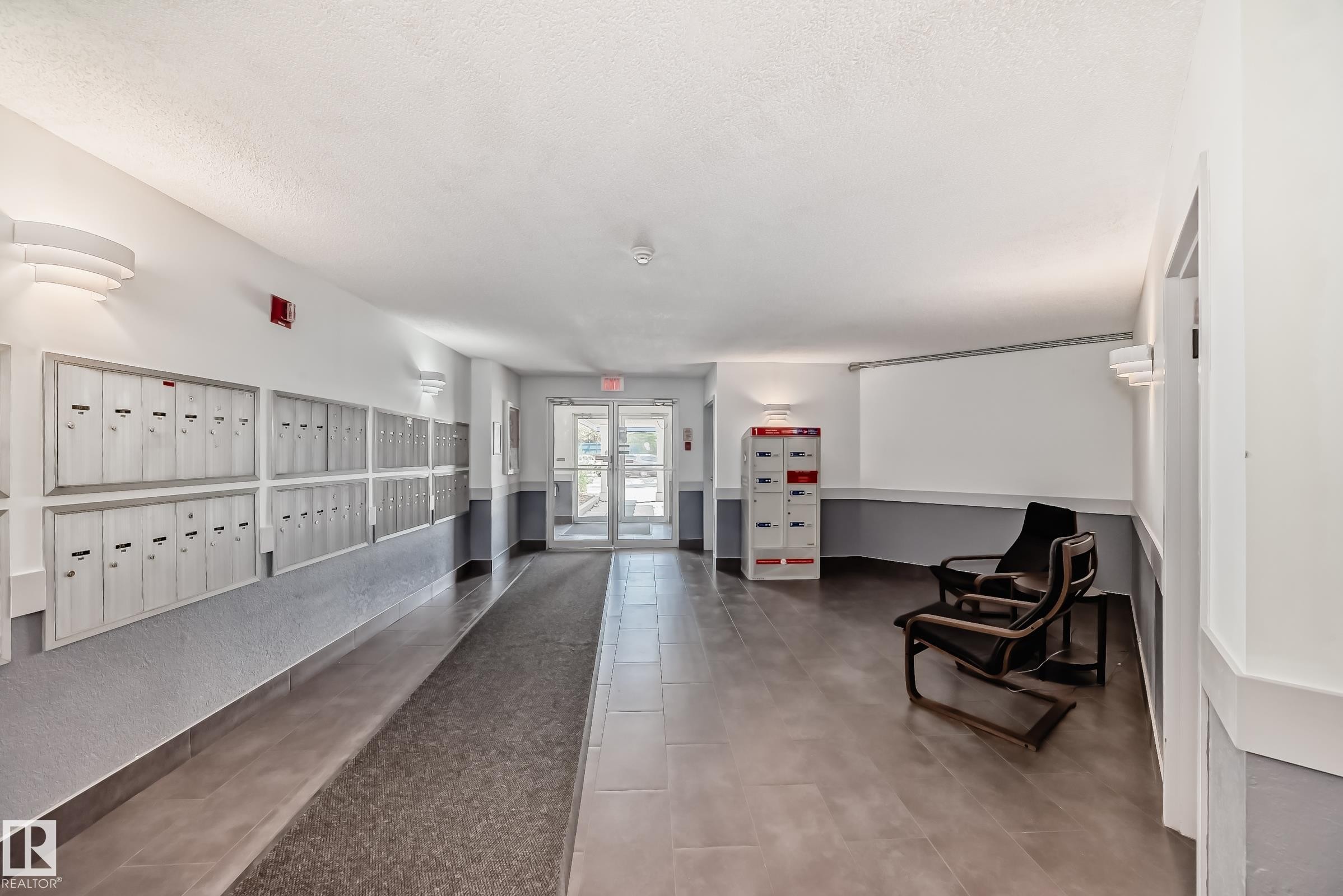 306 2508 50 Street, Edmonton, AB