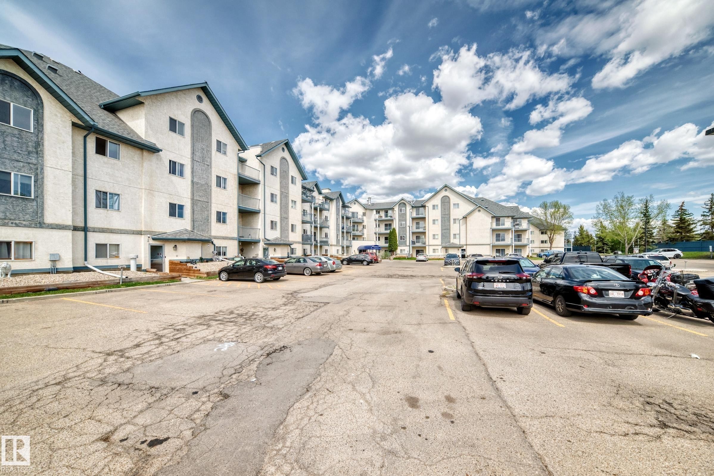 306 2508 50 Street, Edmonton, AB