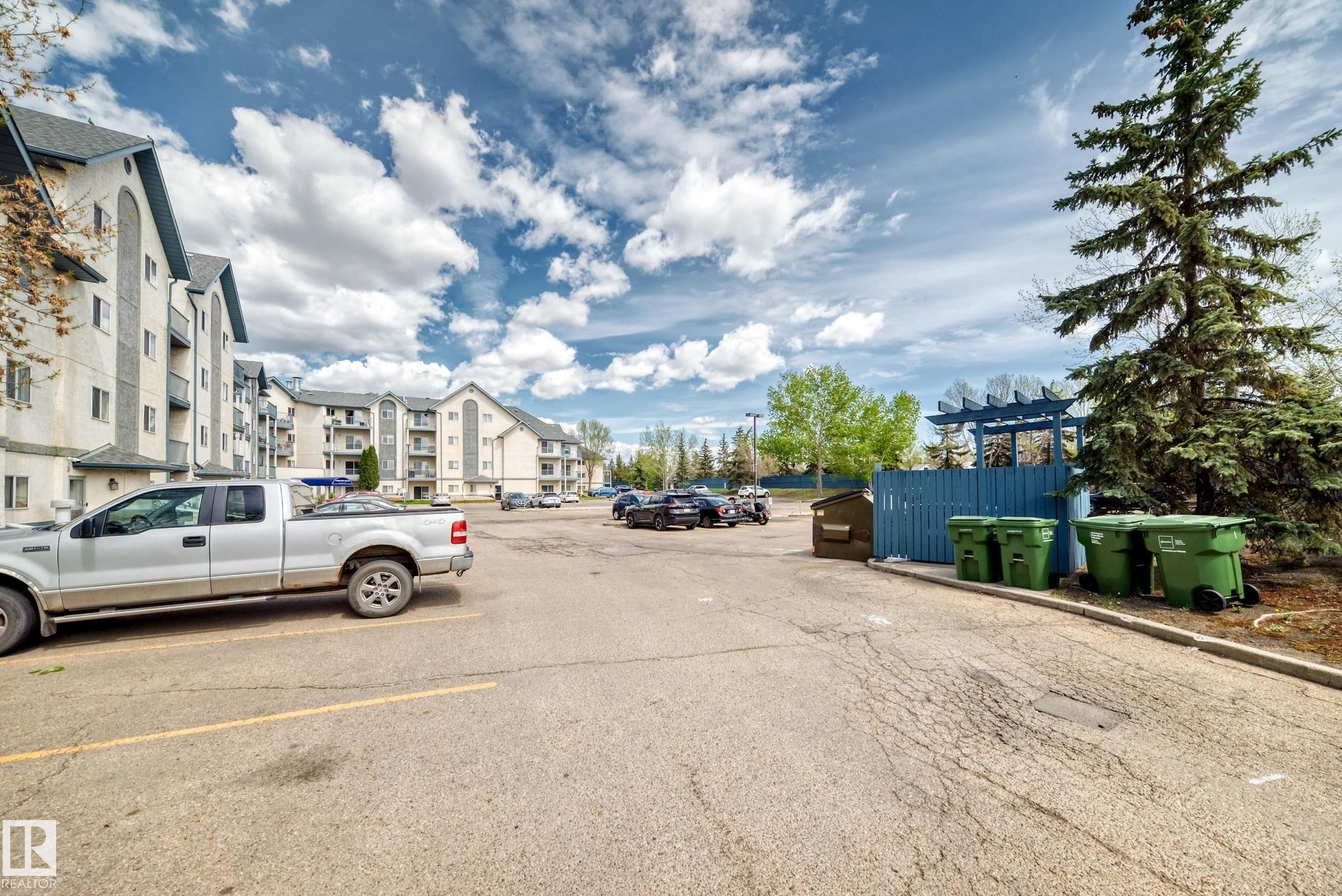 306 2508 50 Street, Edmonton, AB