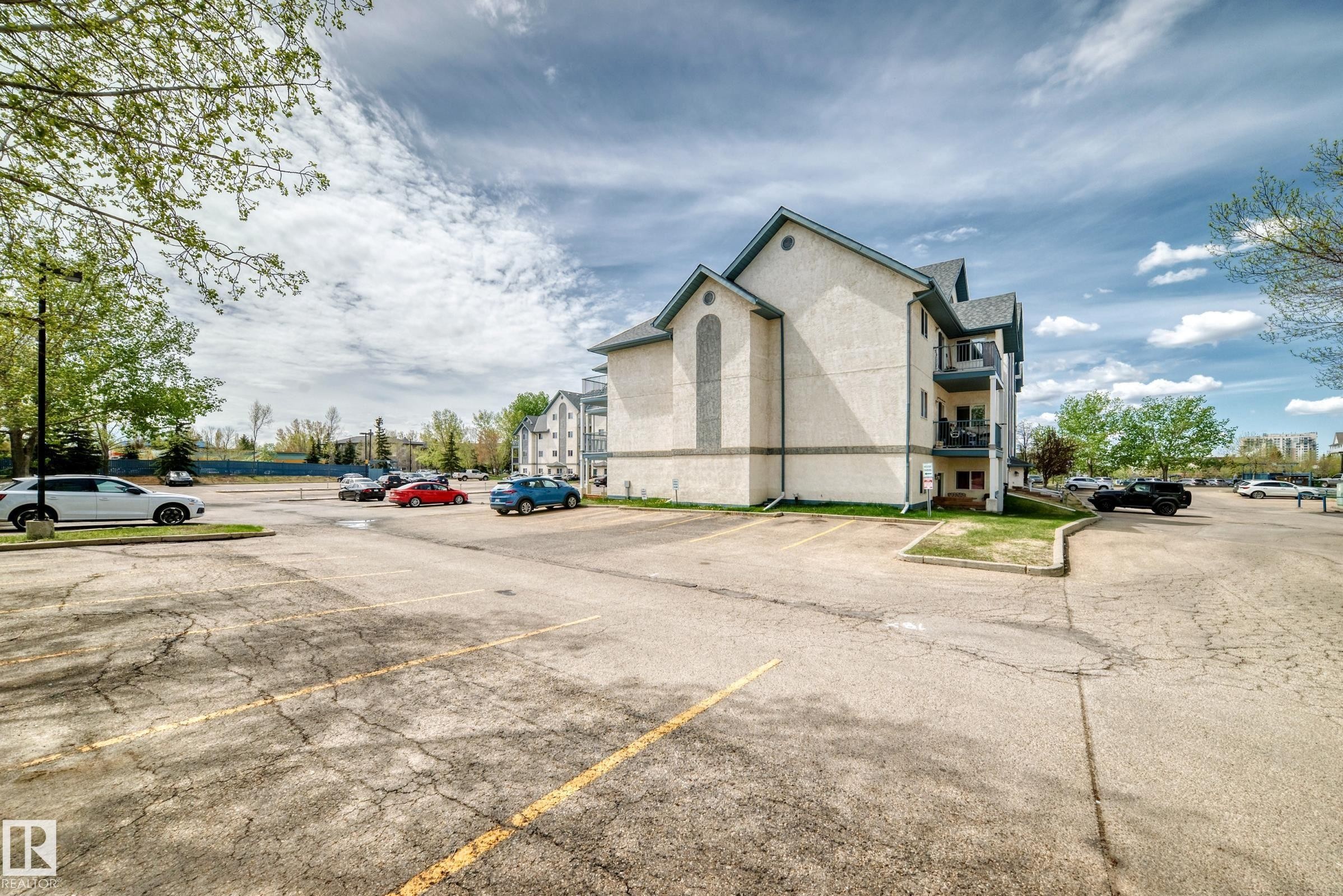 306 2508 50 Street, Edmonton, AB