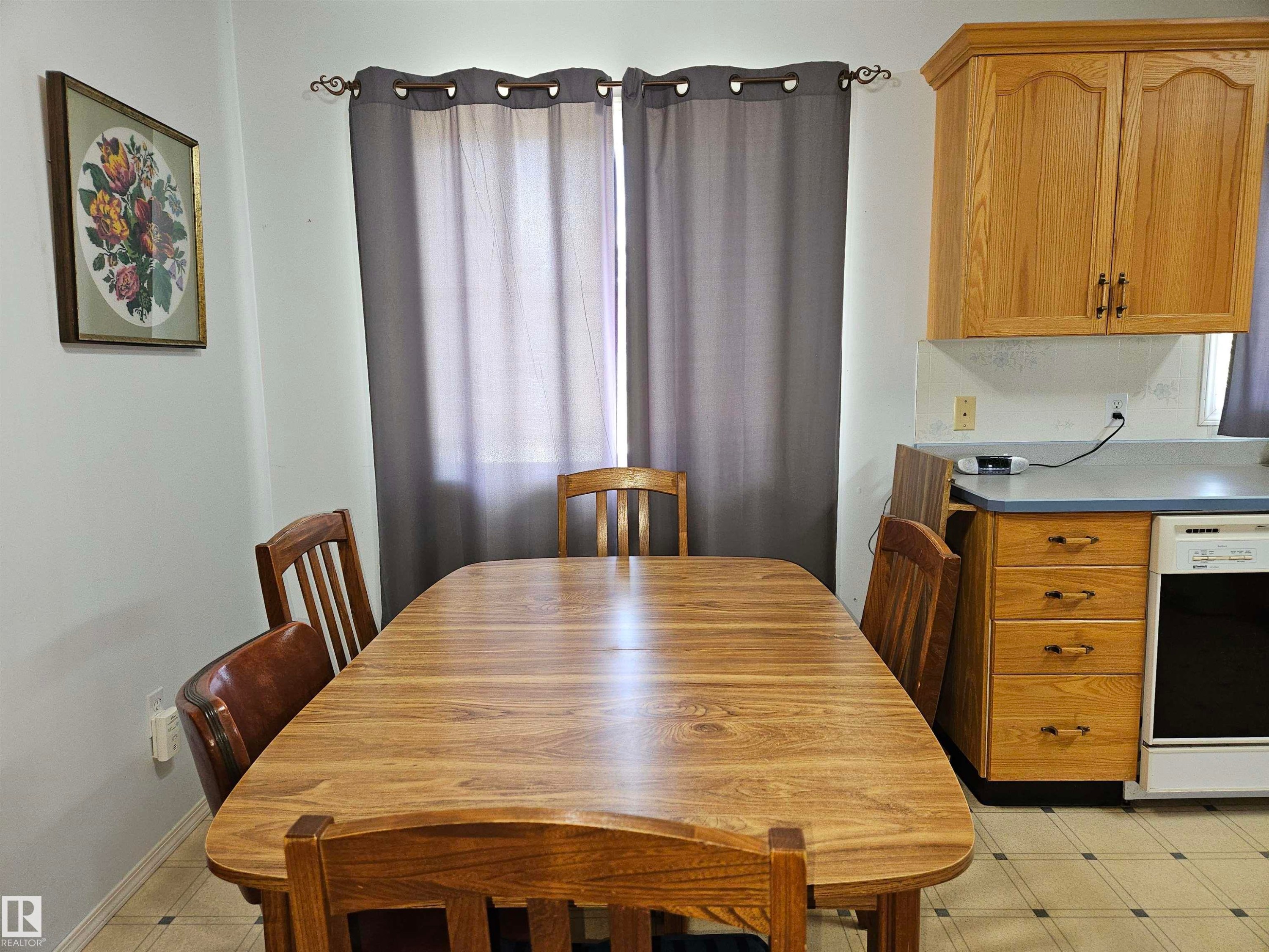 57415 Range Road 93, Rural St. Paul County, AB - Indoor Photo Showing Dining Room