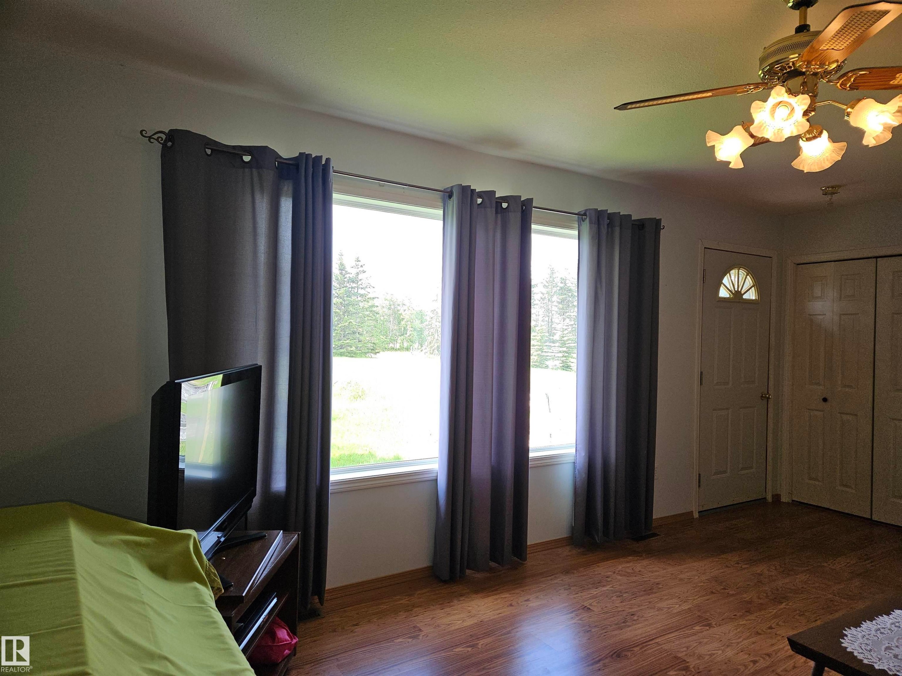 57415 Range Road 93, Rural St. Paul County, AB - Indoor