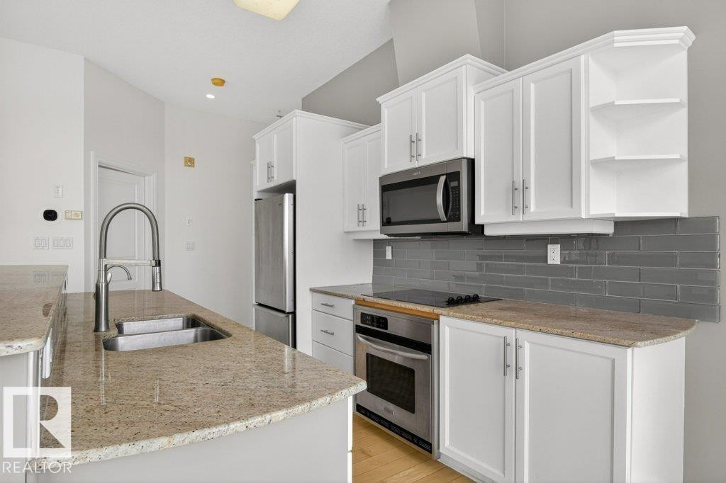 404 10411 122 Street, Edmonton, AB