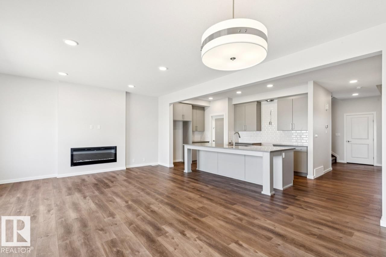 2476 Egret Loop Nw, Edmonton, AB