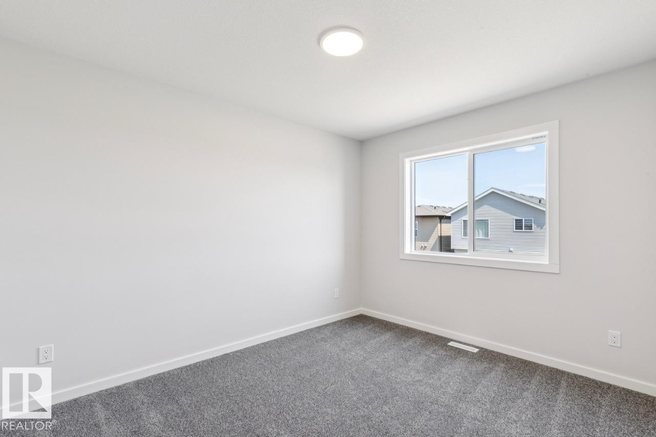 2476 Egret Loop Nw, Edmonton, AB