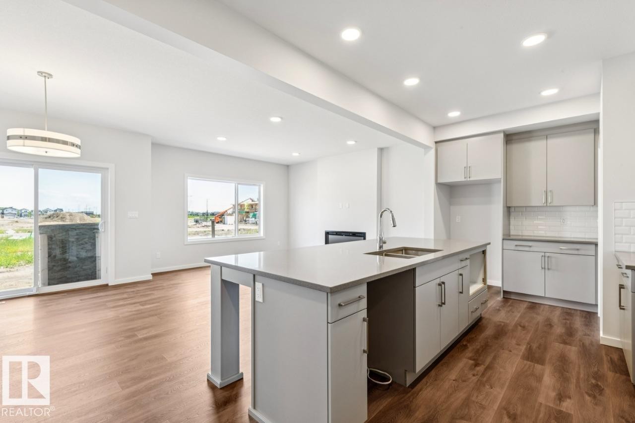 2476 Egret Loop Nw, Edmonton, AB