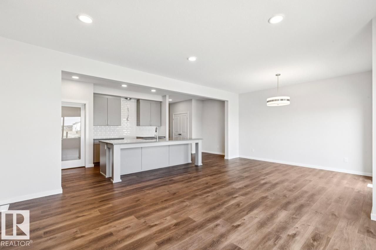 2476 Egret Loop Nw, Edmonton, AB