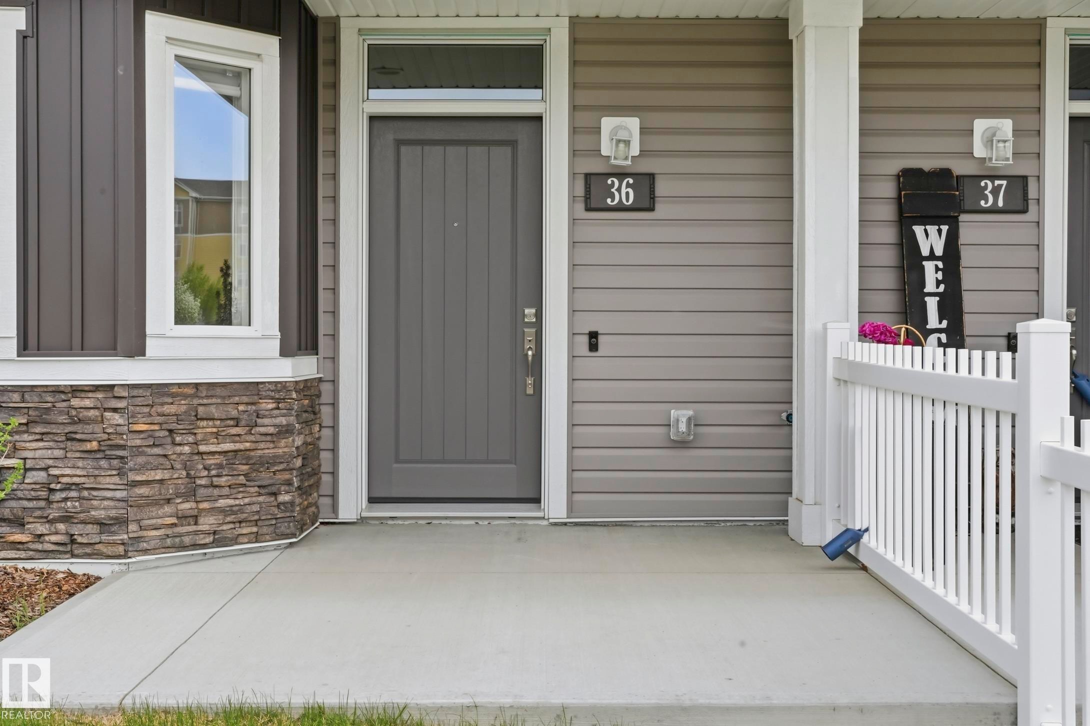 Exterior entry - 36 150 Everitt Dr, St. Albert, AB - Outdoor With Exterior