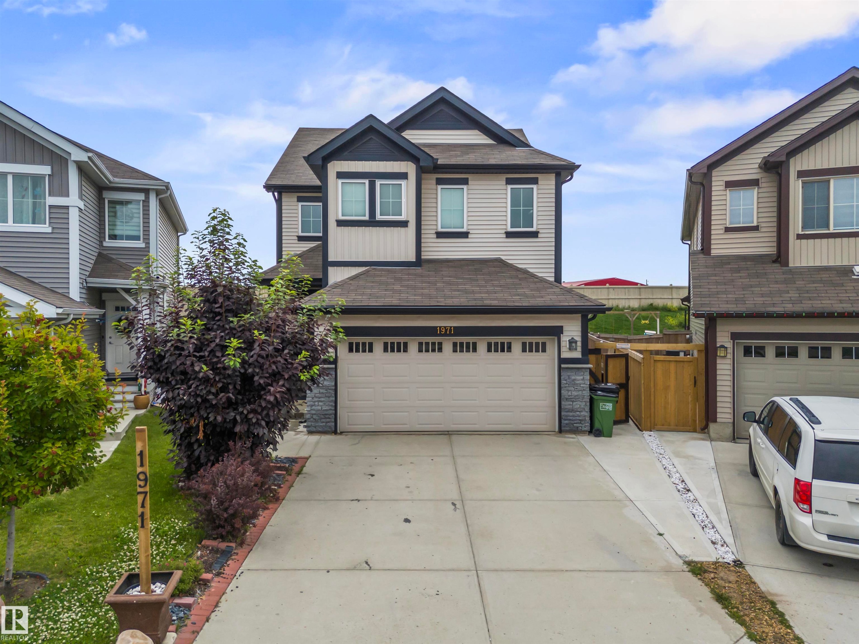 1971 51 Street Sw, Edmonton, AB - Outdoor With Facade