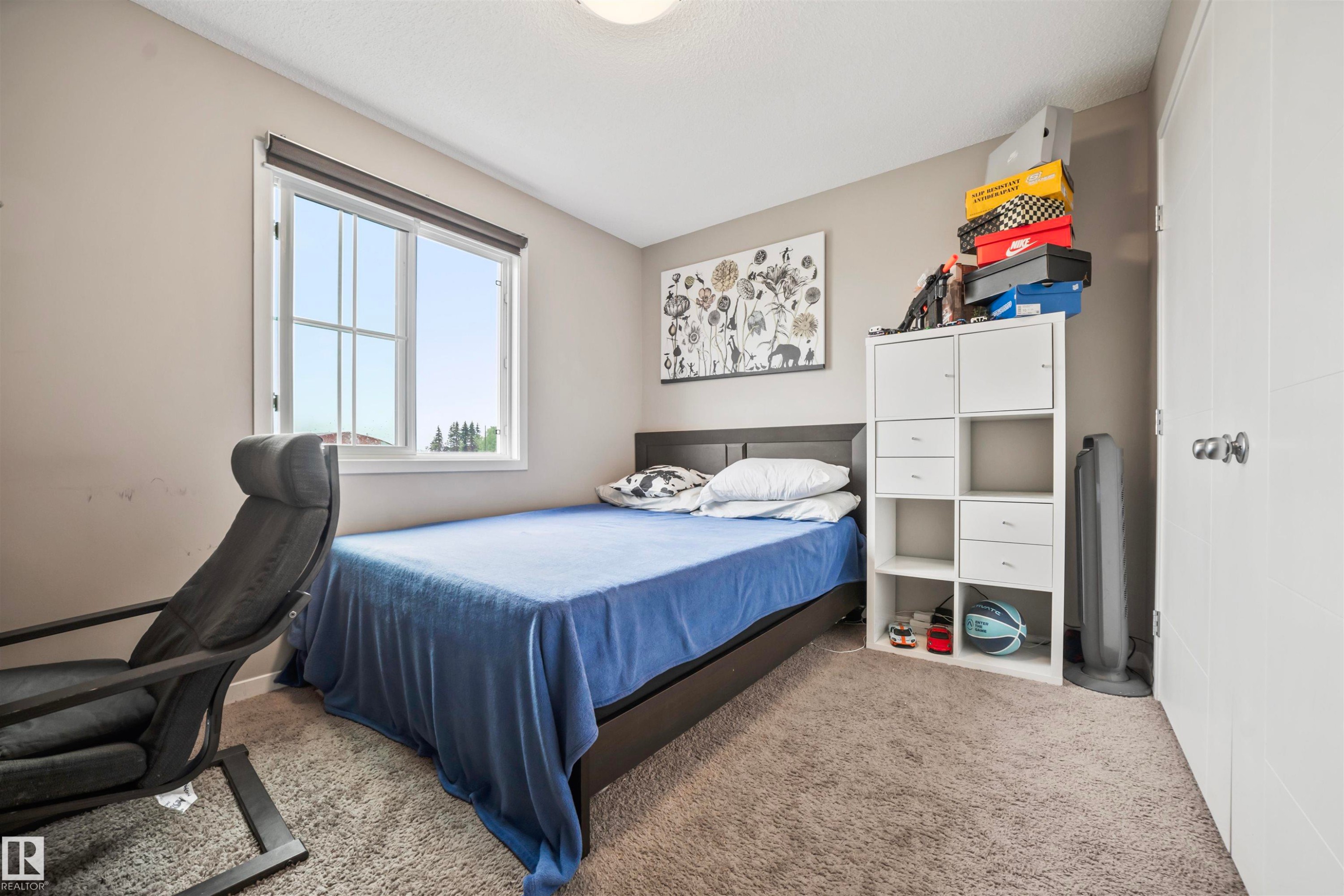 1971 51 Street Sw, Edmonton, AB - Indoor Photo Showing Bedroom