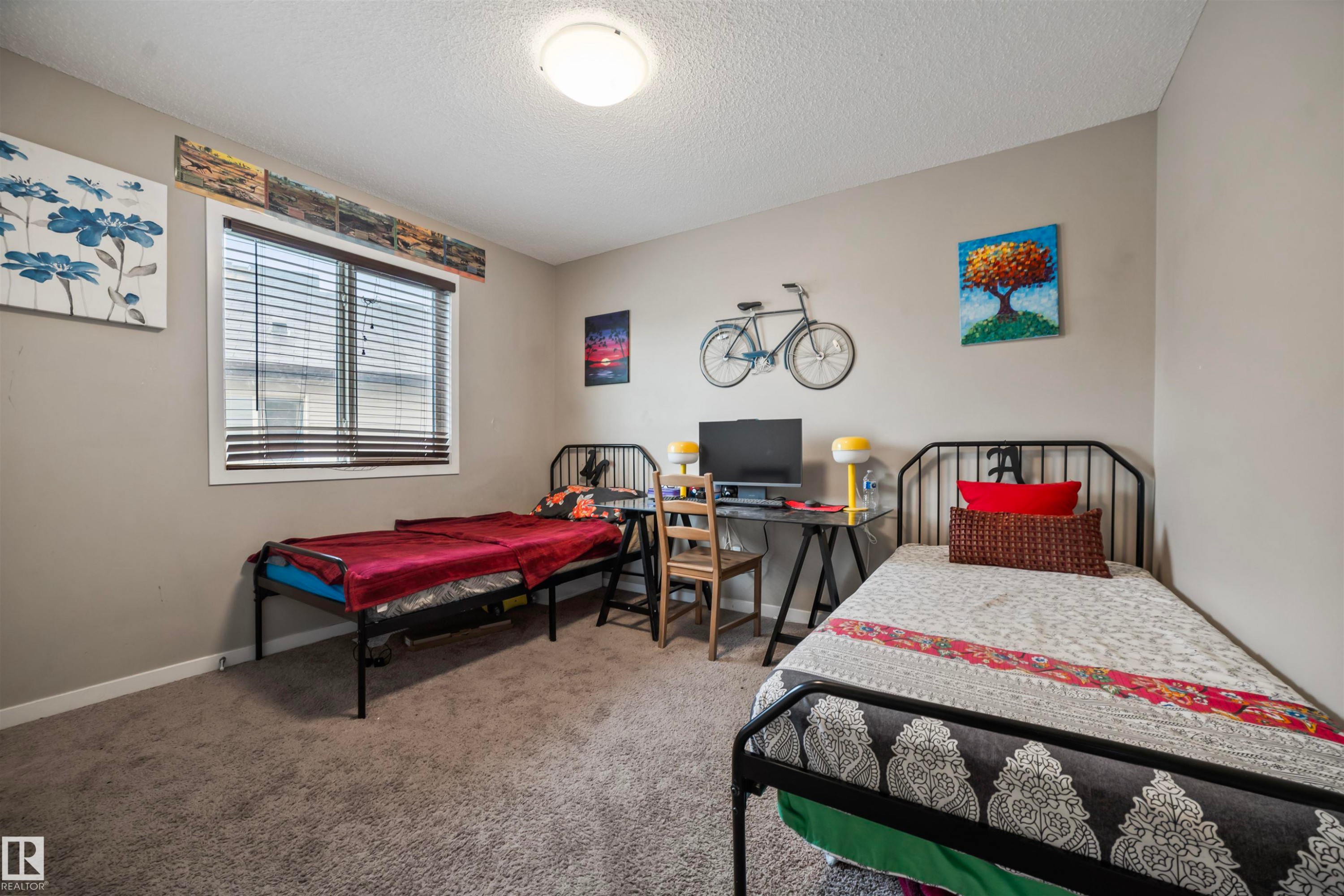 1971 51 Street Sw, Edmonton, AB - Indoor Photo Showing Bedroom