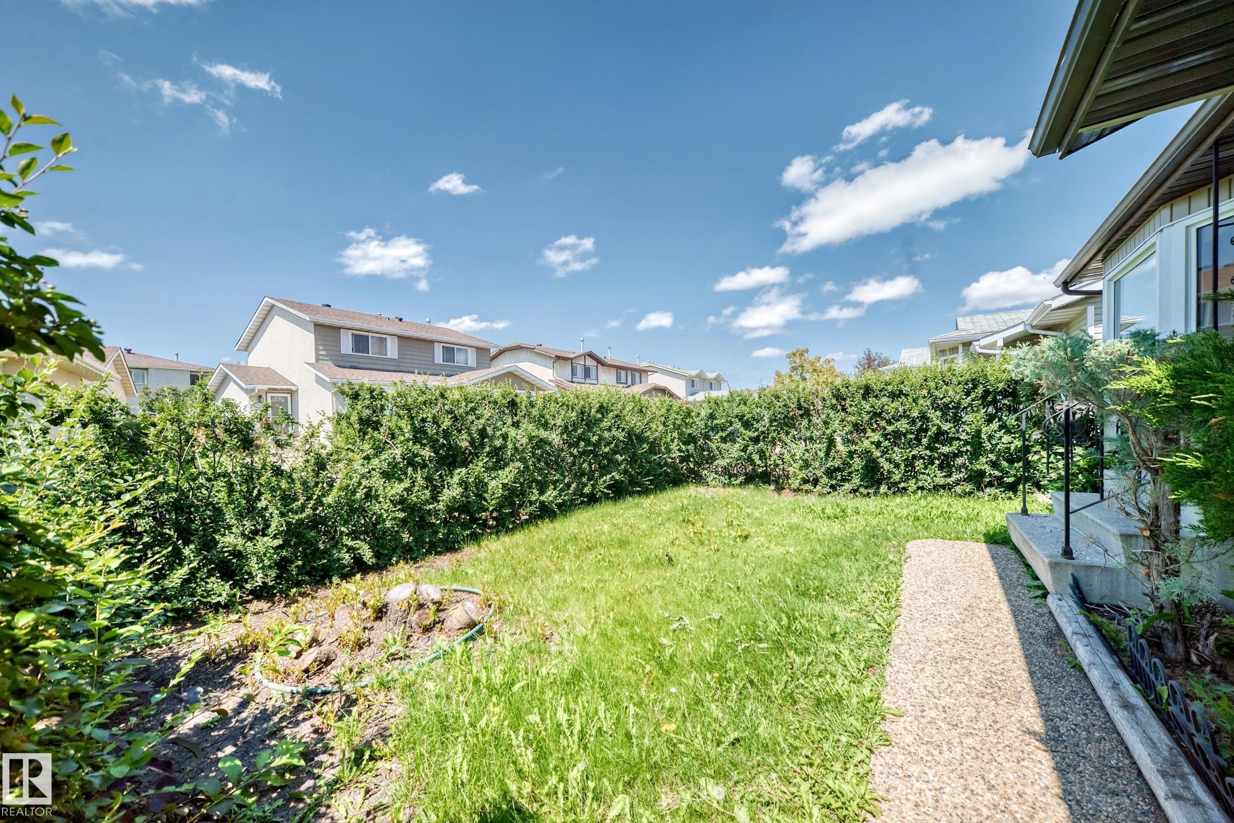 13835 114 Street Nw, Edmonton, AB - Outdoor