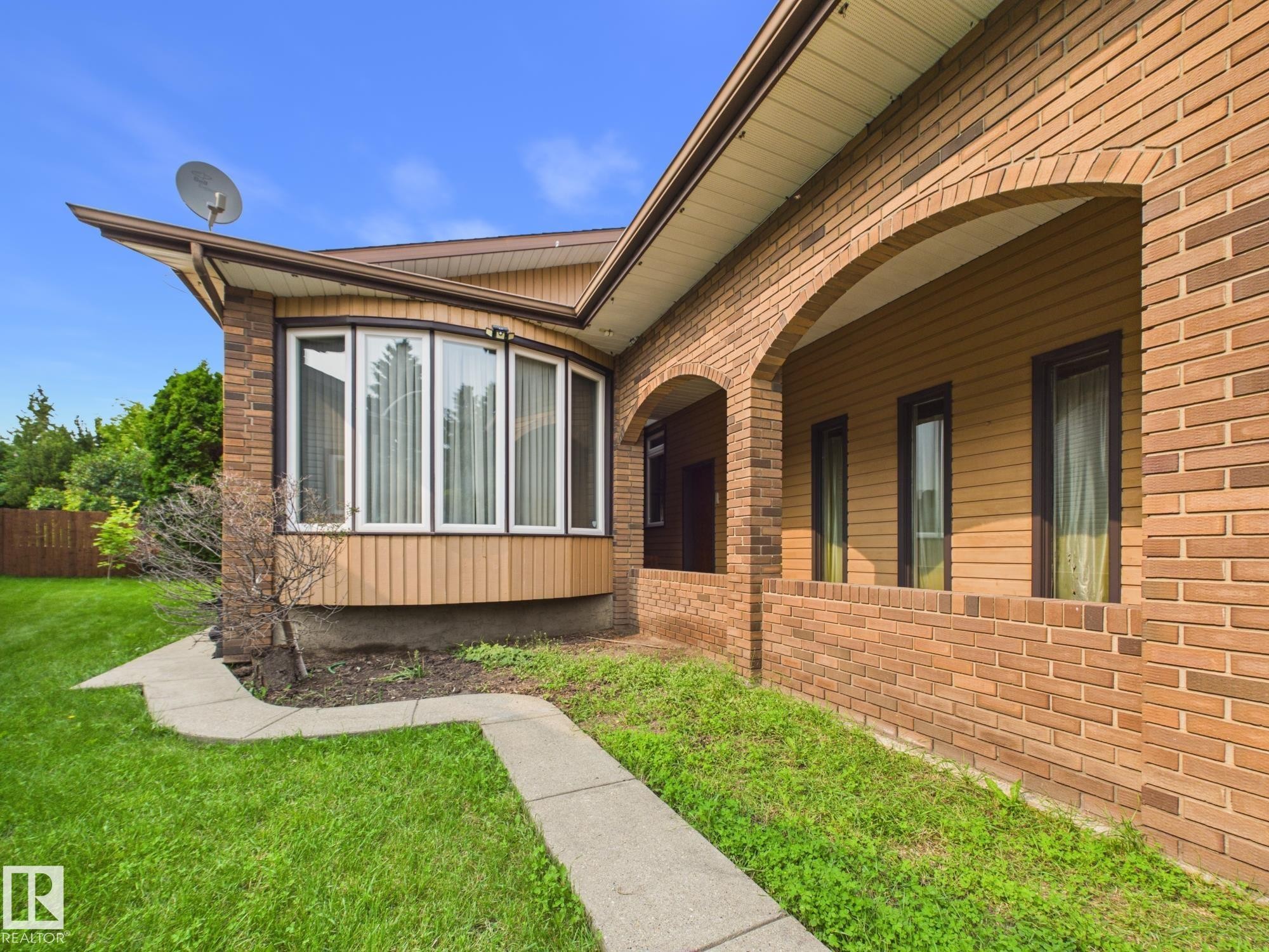 18634 99A Avenue, Edmonton, AB