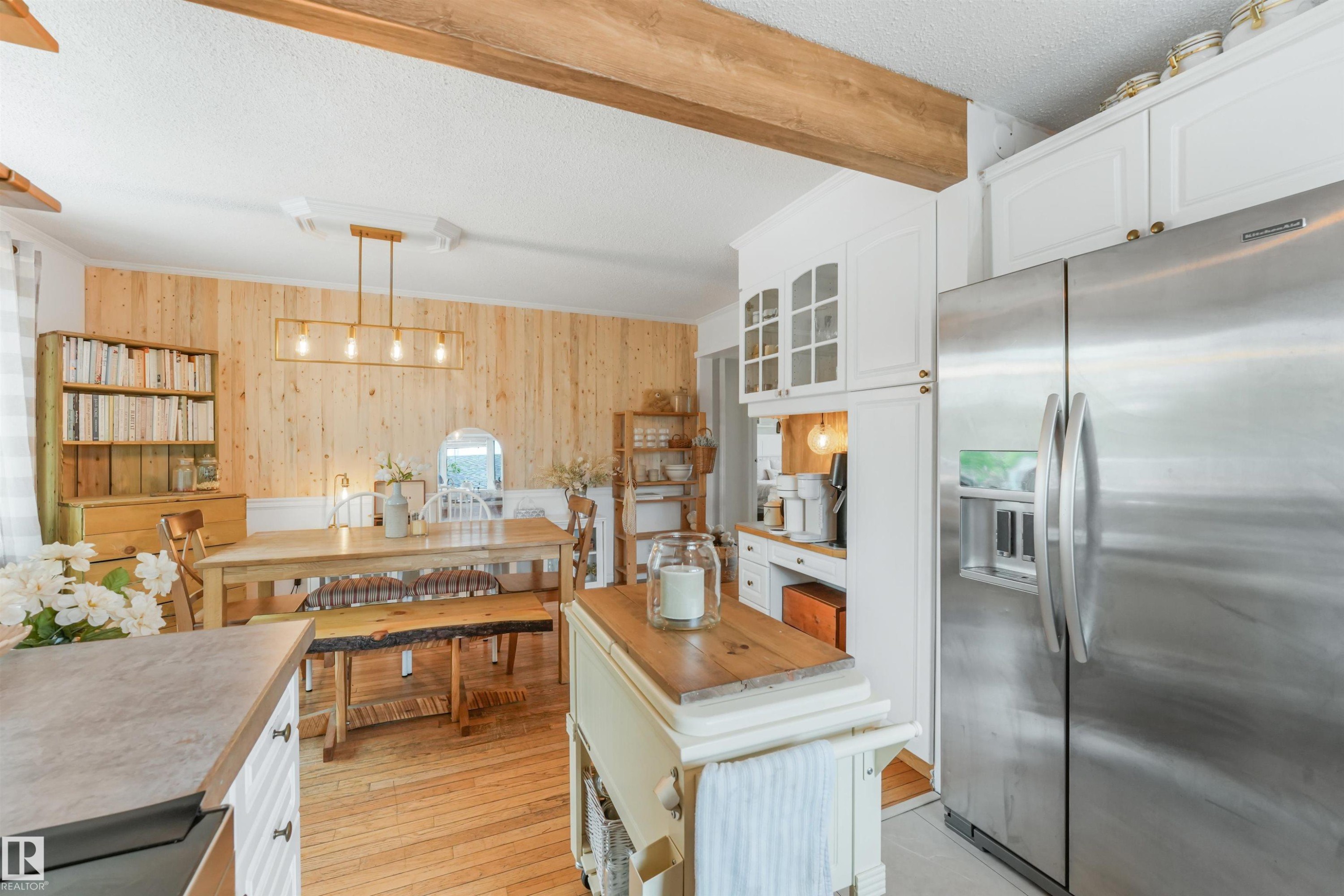 30 Greystone Close, Spruce Grove, AB - Indoor Photo Showing Kitchen