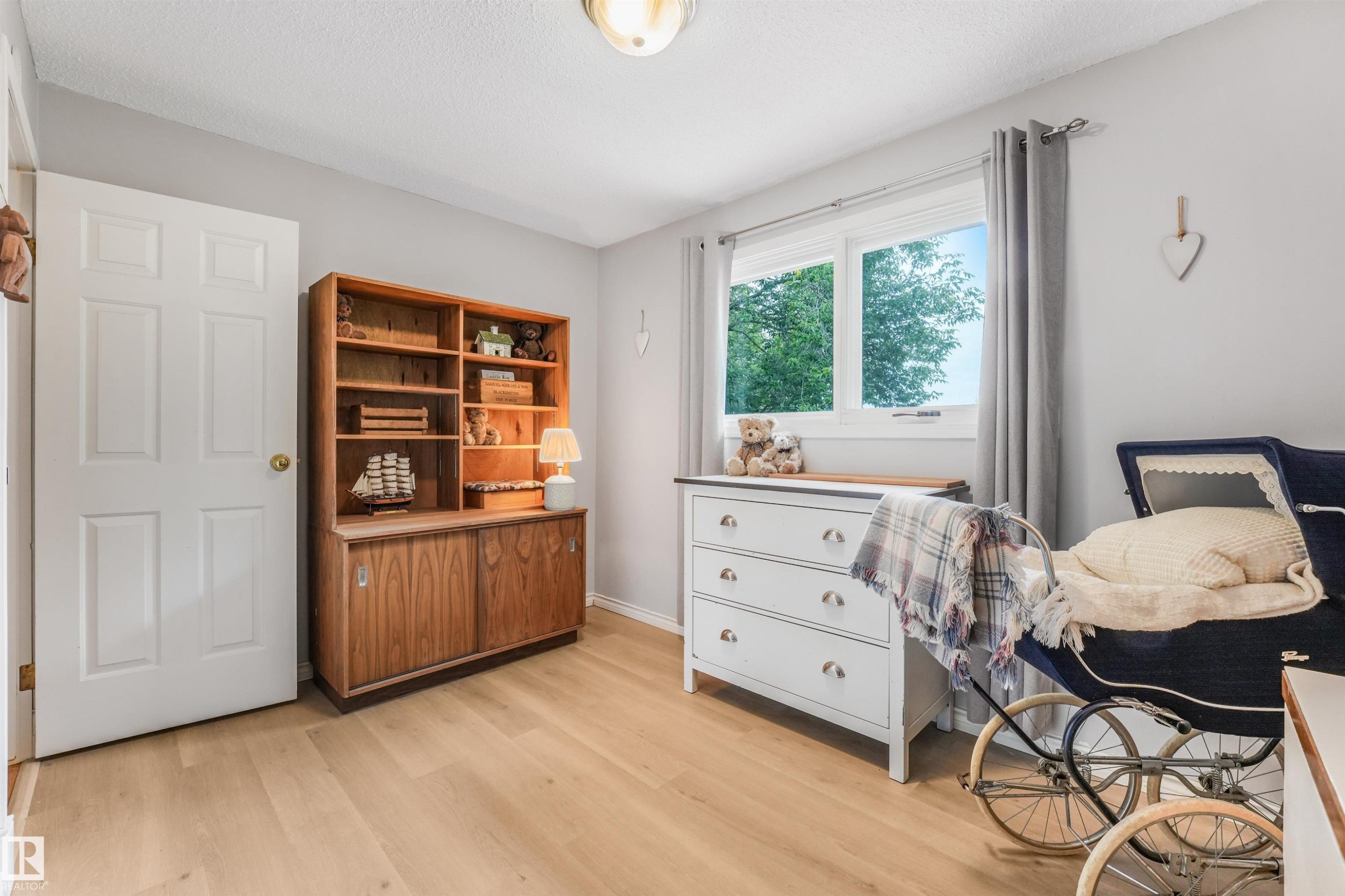 30 Greystone Close, Spruce Grove, AB - Indoor