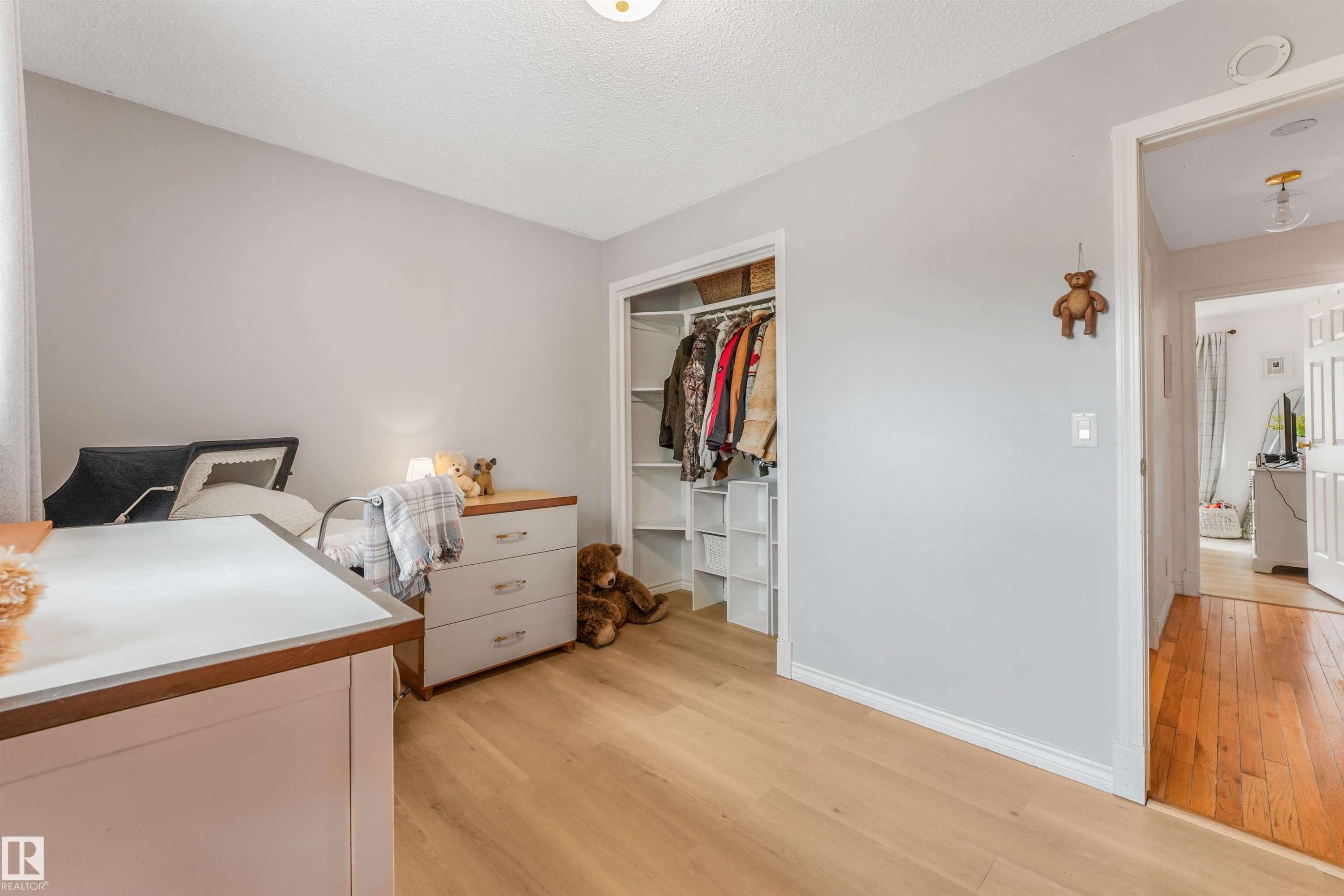 30 Greystone Close, Spruce Grove, AB - Indoor Photo Showing Bedroom