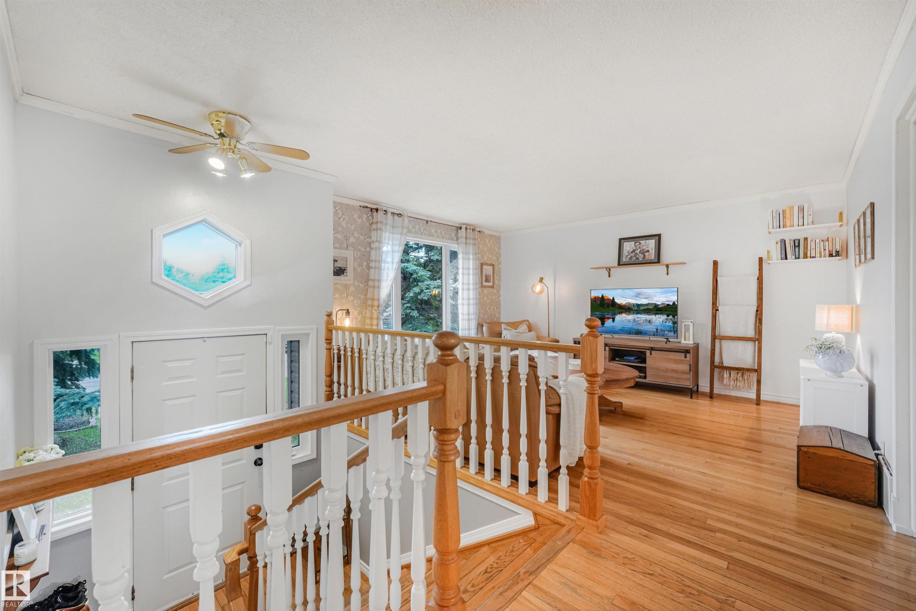 30 Greystone Close, Spruce Grove, AB - Indoor Photo Showing Other Room