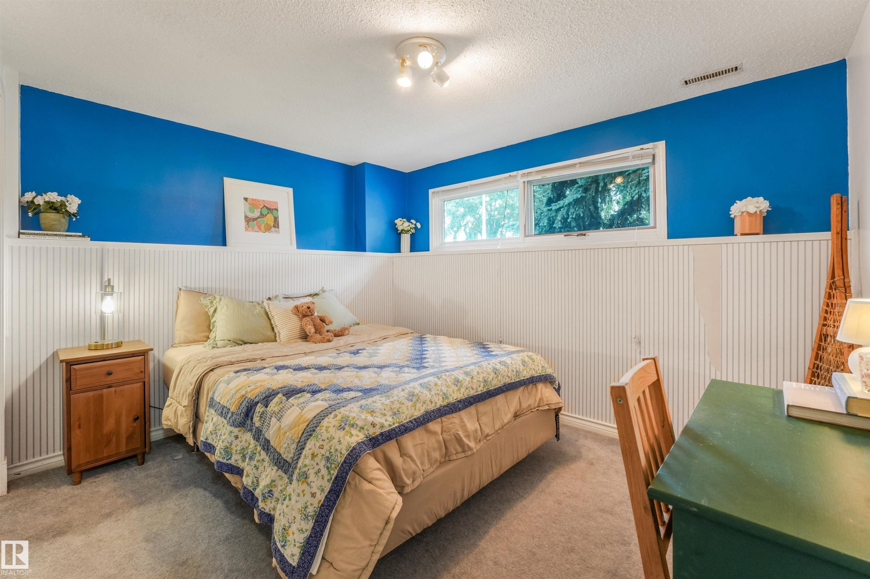 30 Greystone Close, Spruce Grove, AB - Indoor Photo Showing Bedroom